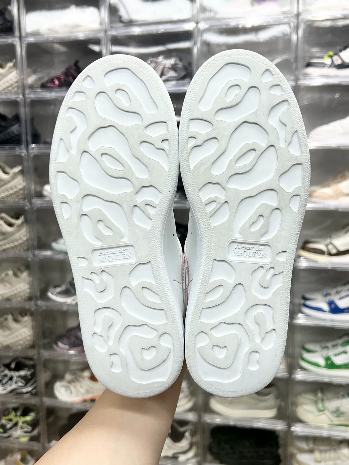 Alexander McQueen Alexander McQueen Multi Lowtop Sneakers us_7 Women Size US 7 / IT 37 - 8 Thumbnail