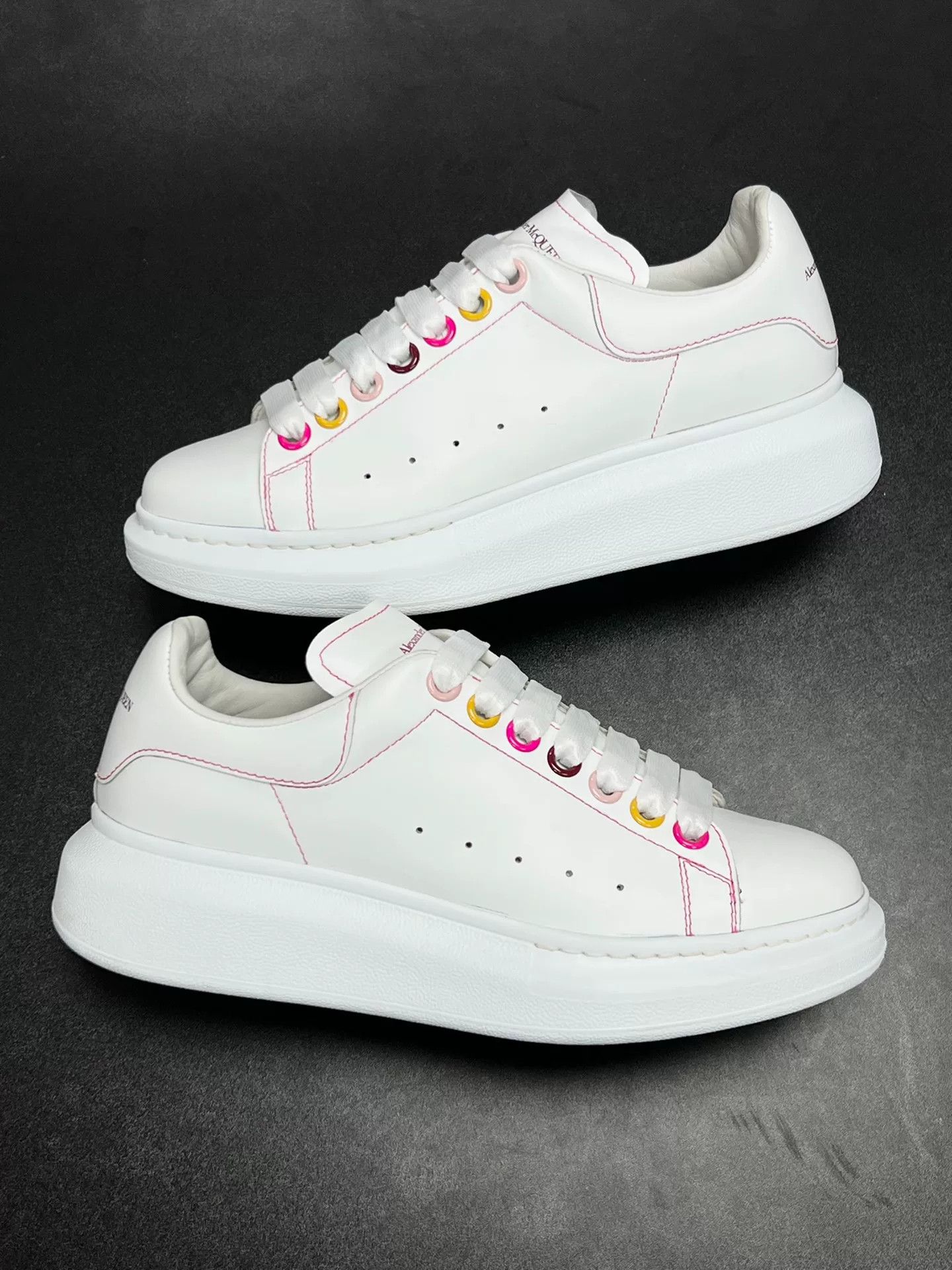 Alexander McQueen Alexander McQueen Multi Lowtop Sneakers us_7 Women Size US 7 / IT 37 - 5 Thumbnail