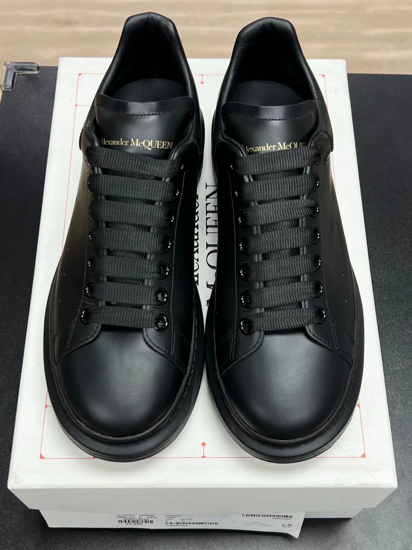 Alexander McQueen Alexander McQueen Black Lowtop Sneakers 8 Men Size US 8 / EU 41 - 3 Thumbnail