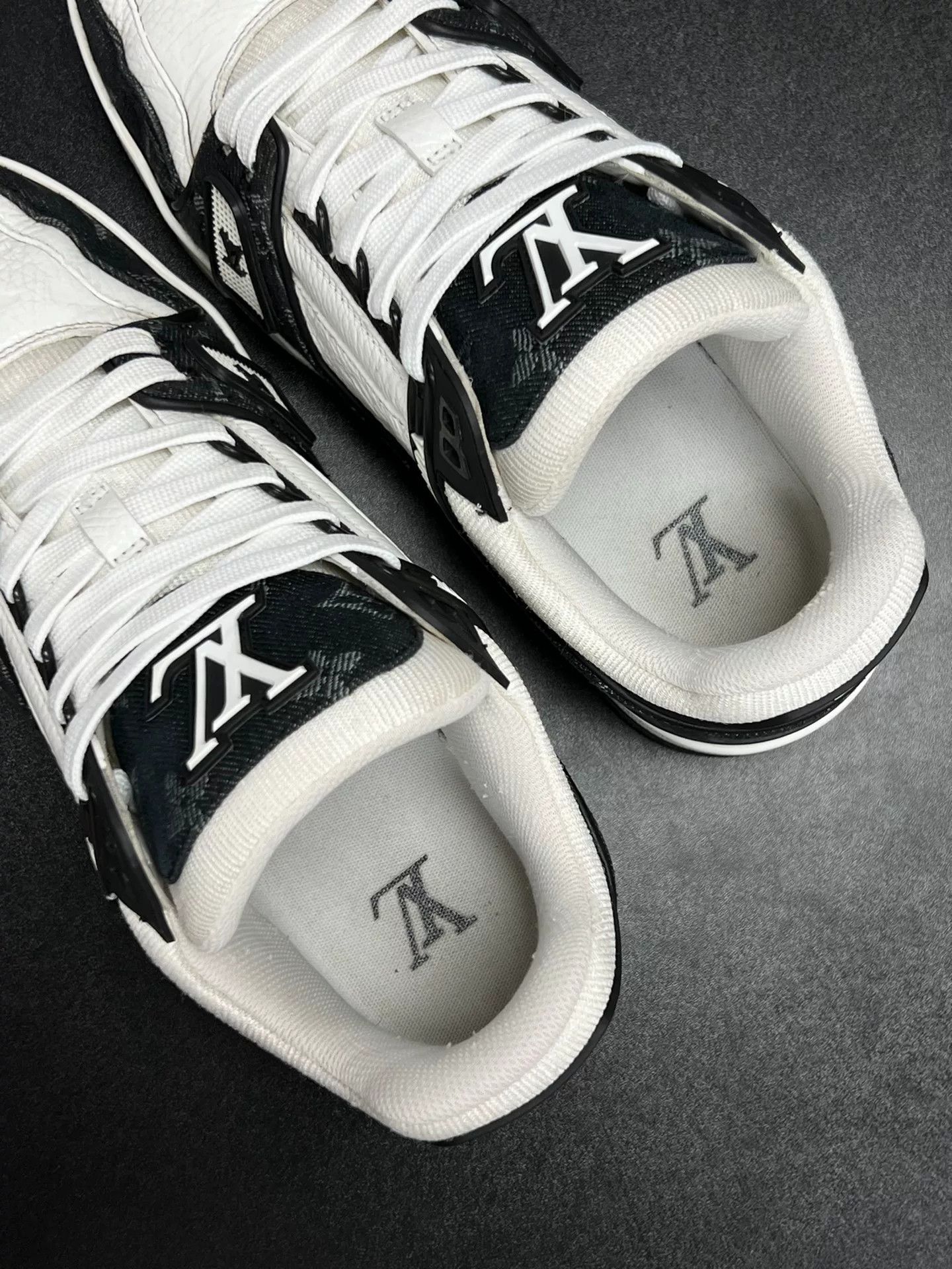 Louis Vuitton Louis Vuitton Training Denim Black Lowtop Sneakers 5 Men Size US 5 / EU 37 - 4 Thumbnail