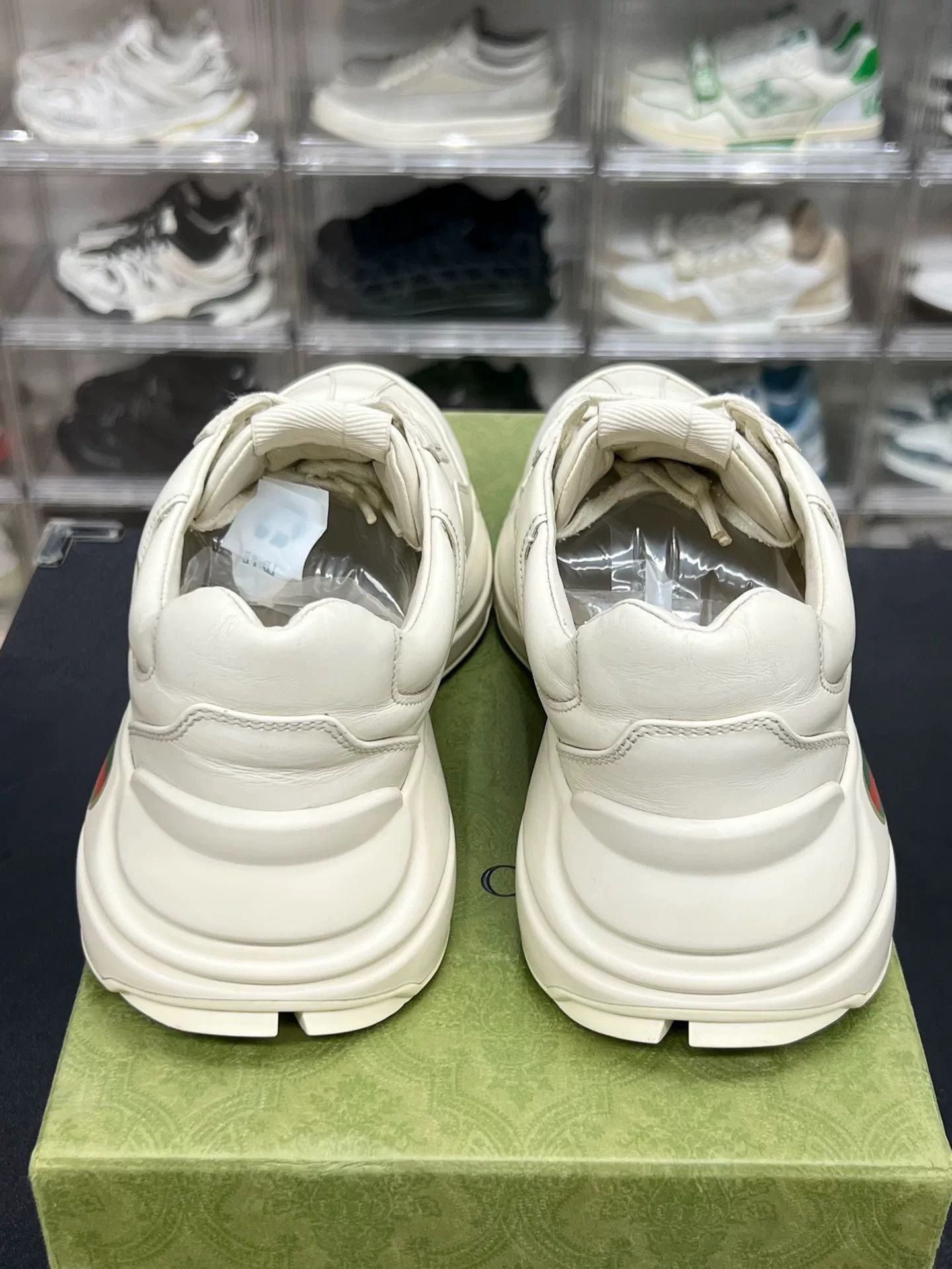 Gucci Gucci Retro Lowtop Sneakers us_8-5 Women Size US 8.5 / IT 38.5 - 7 Thumbnail