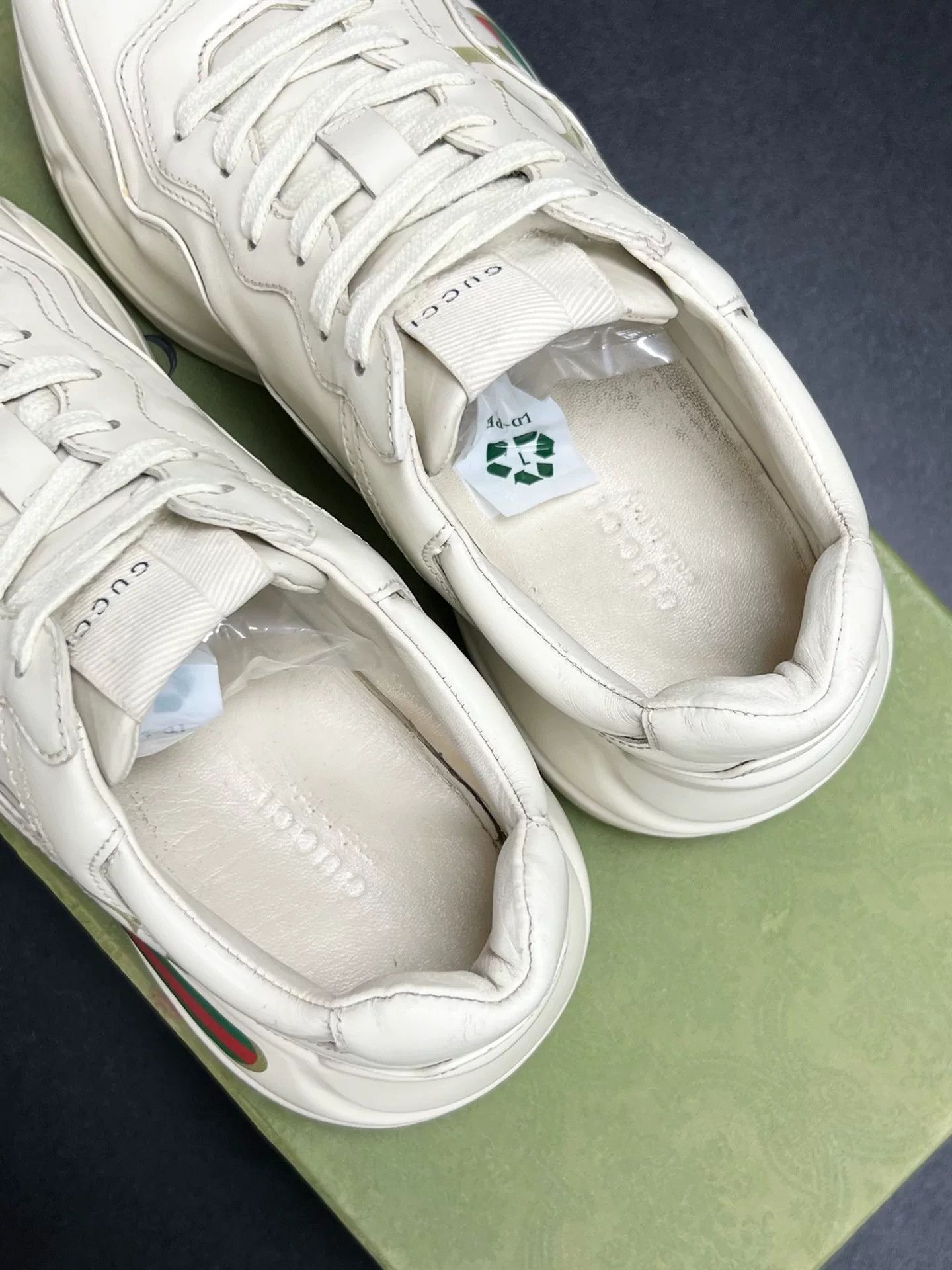 Gucci Gucci Retro Lowtop Sneakers us_8-5 Women Size US 8.5 / IT 38.5 - 4 Thumbnail