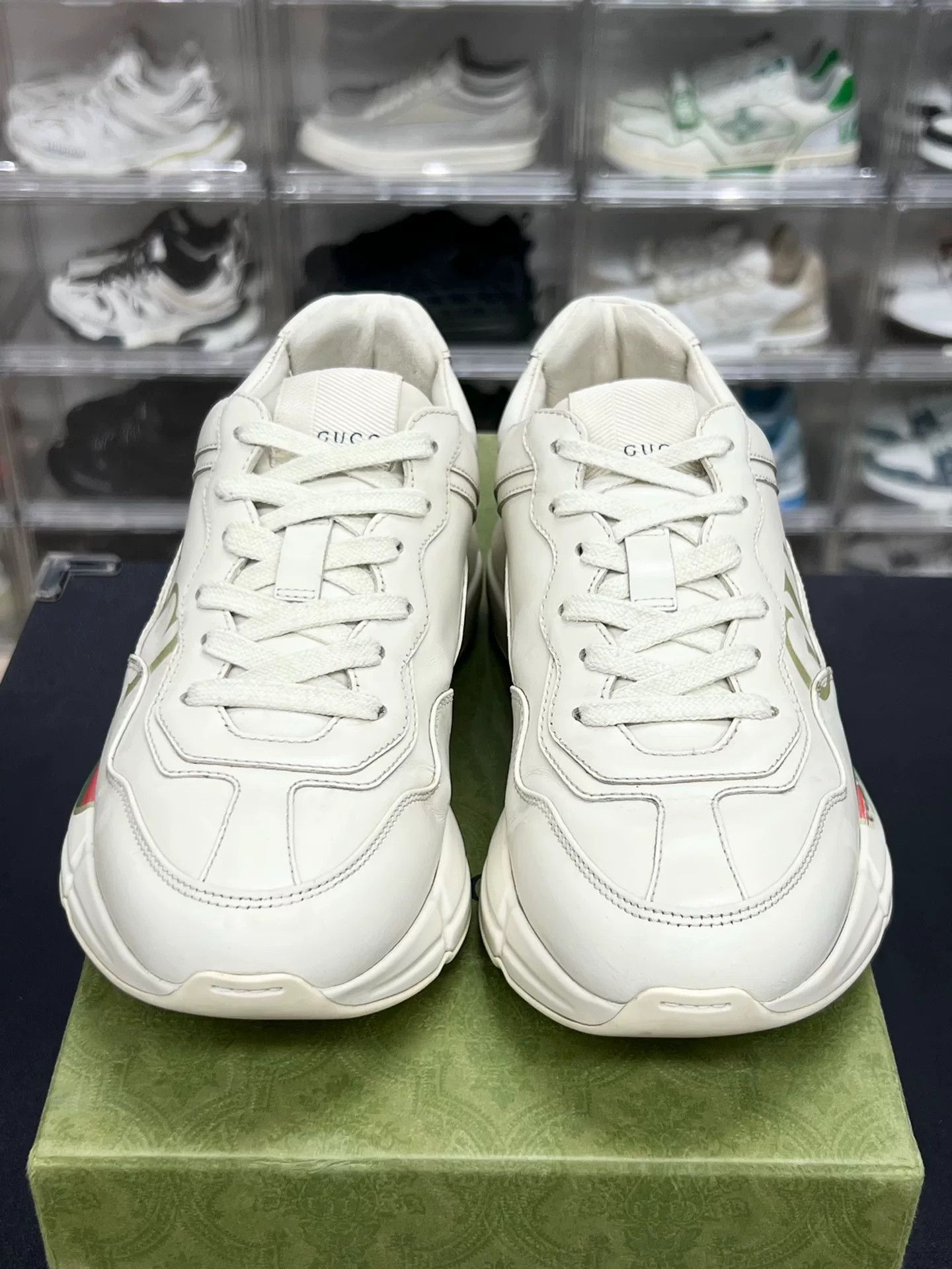 Gucci Gucci Retro Lowtop Sneakers us_8-5 Women Size US 8.5 / IT 38.5 - 2 Thumbnail