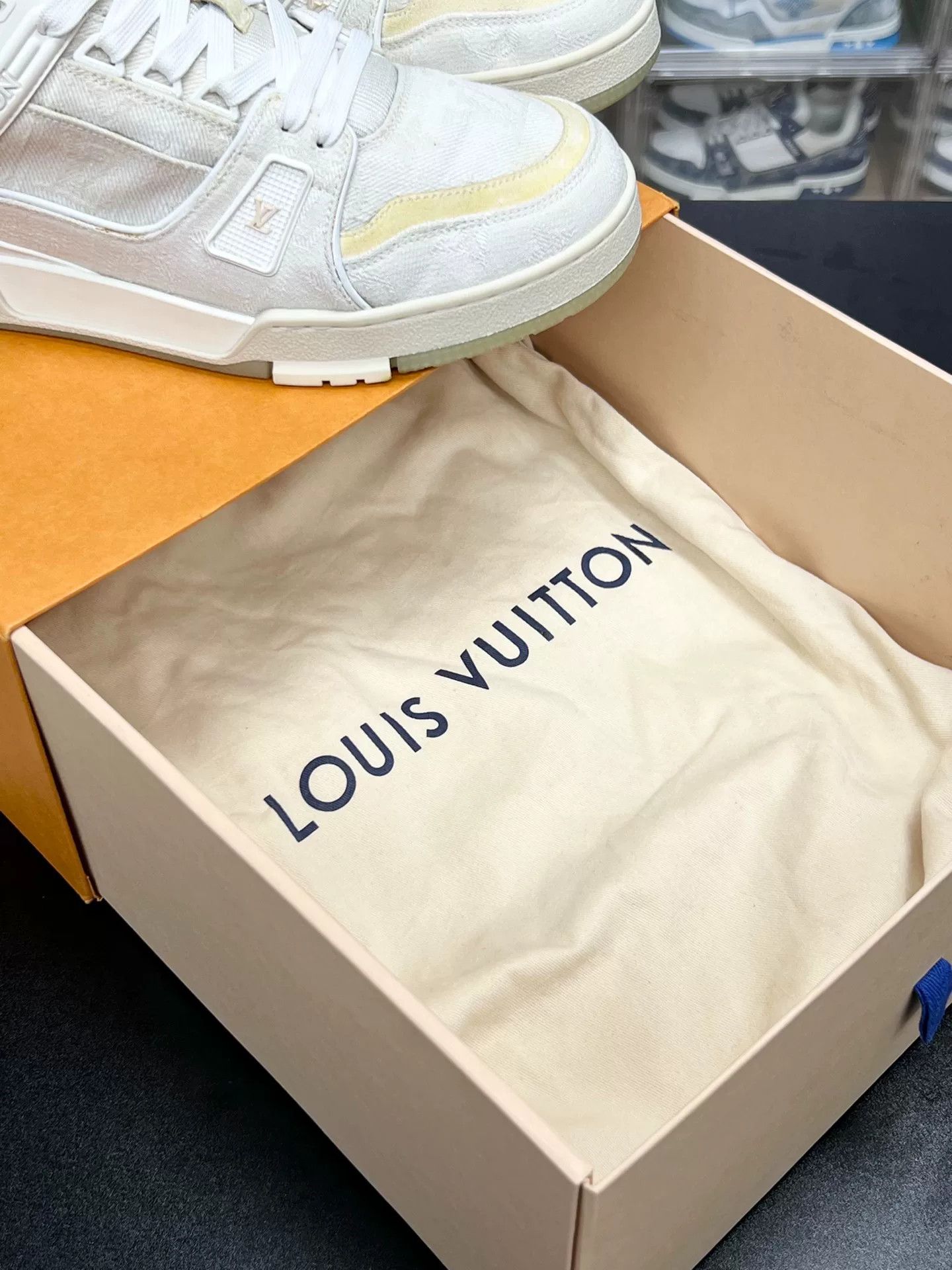 Louis Vuitton Louis Vuitton Training Denim White Lowtop Sneakers 9 Men Size US 9 / EU 42 - 9 Thumbnail