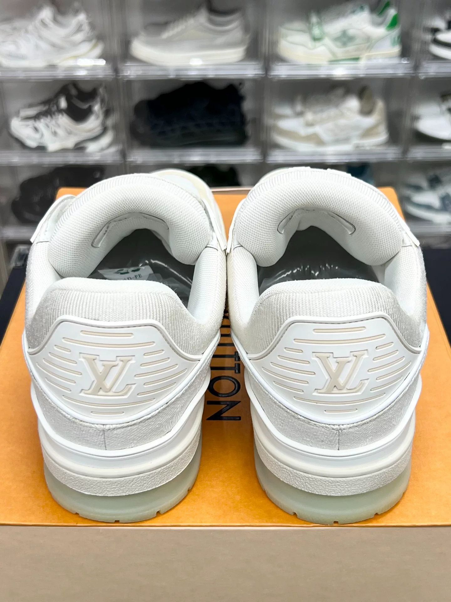 Louis Vuitton Louis Vuitton Training Denim White Lowtop Sneakers 9 Men Size US 9 / EU 42 - 7 Thumbnail