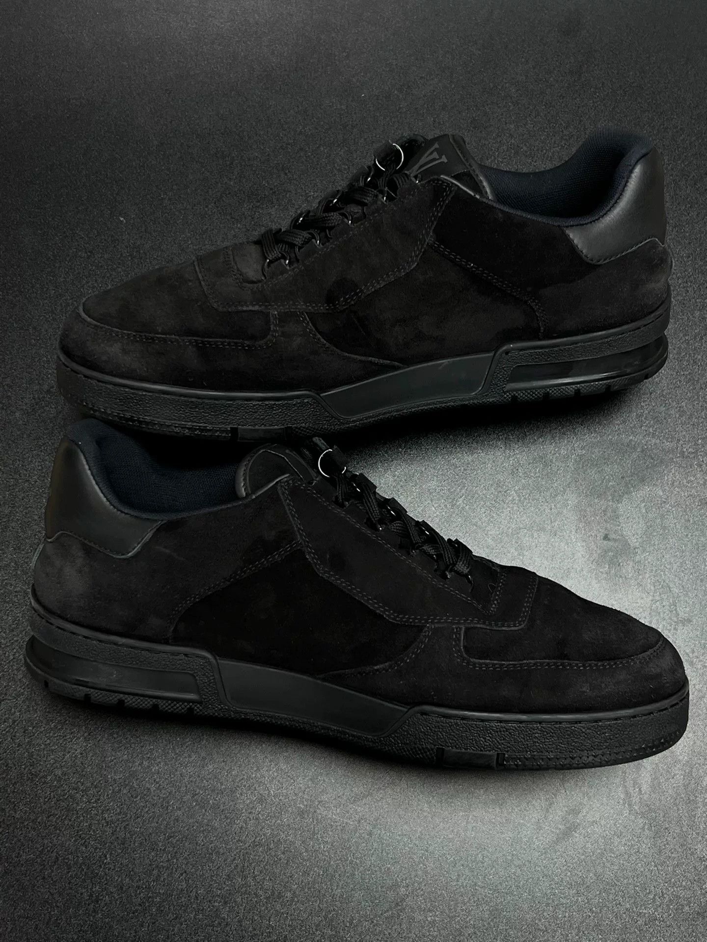 Louis Vuitton Louis Vuitton Training Black Lowtop Sneakers 10 Men Size US 10 / EU 43 - 6 Thumbnail