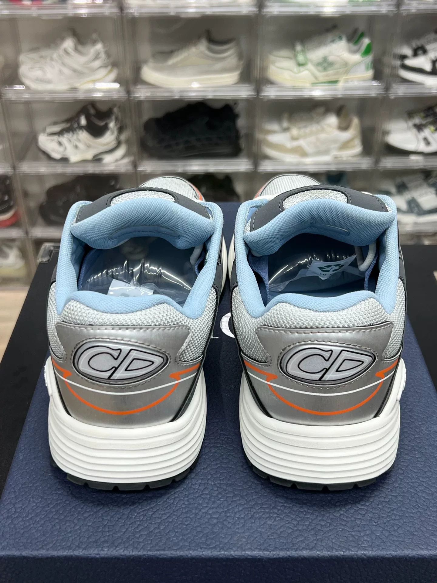 Dior Dior Running Silver Lowtop Sneakers 9 Men Size US 9 / EU 42 - 7 Thumbnail