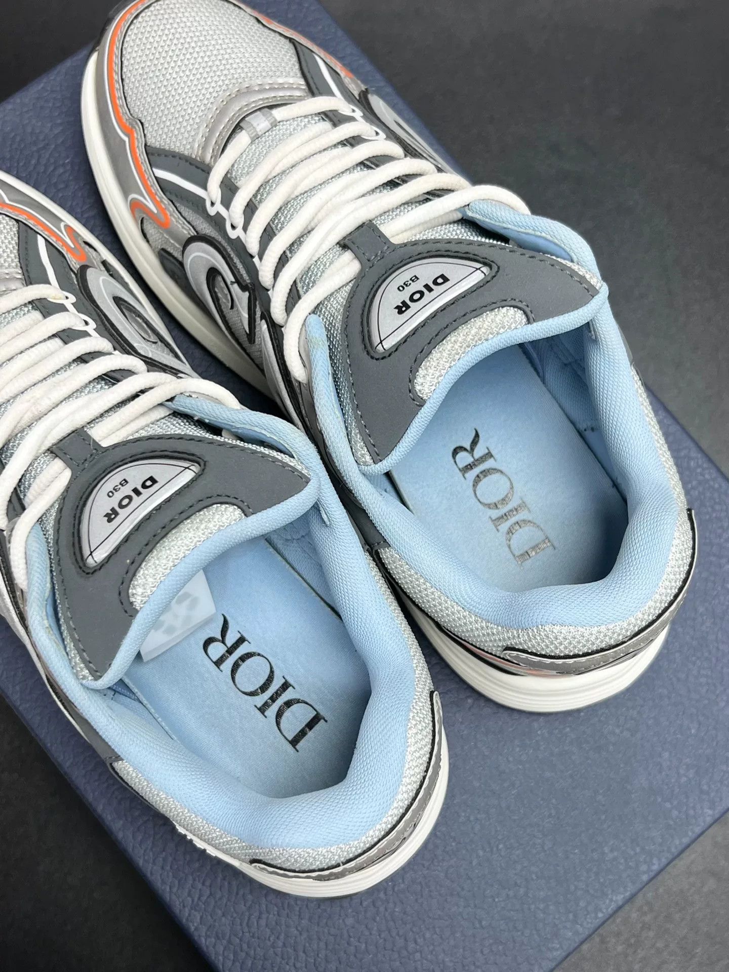 Dior Dior Running Silver Lowtop Sneakers 9 Men Size US 9 / EU 42 - 4 Thumbnail