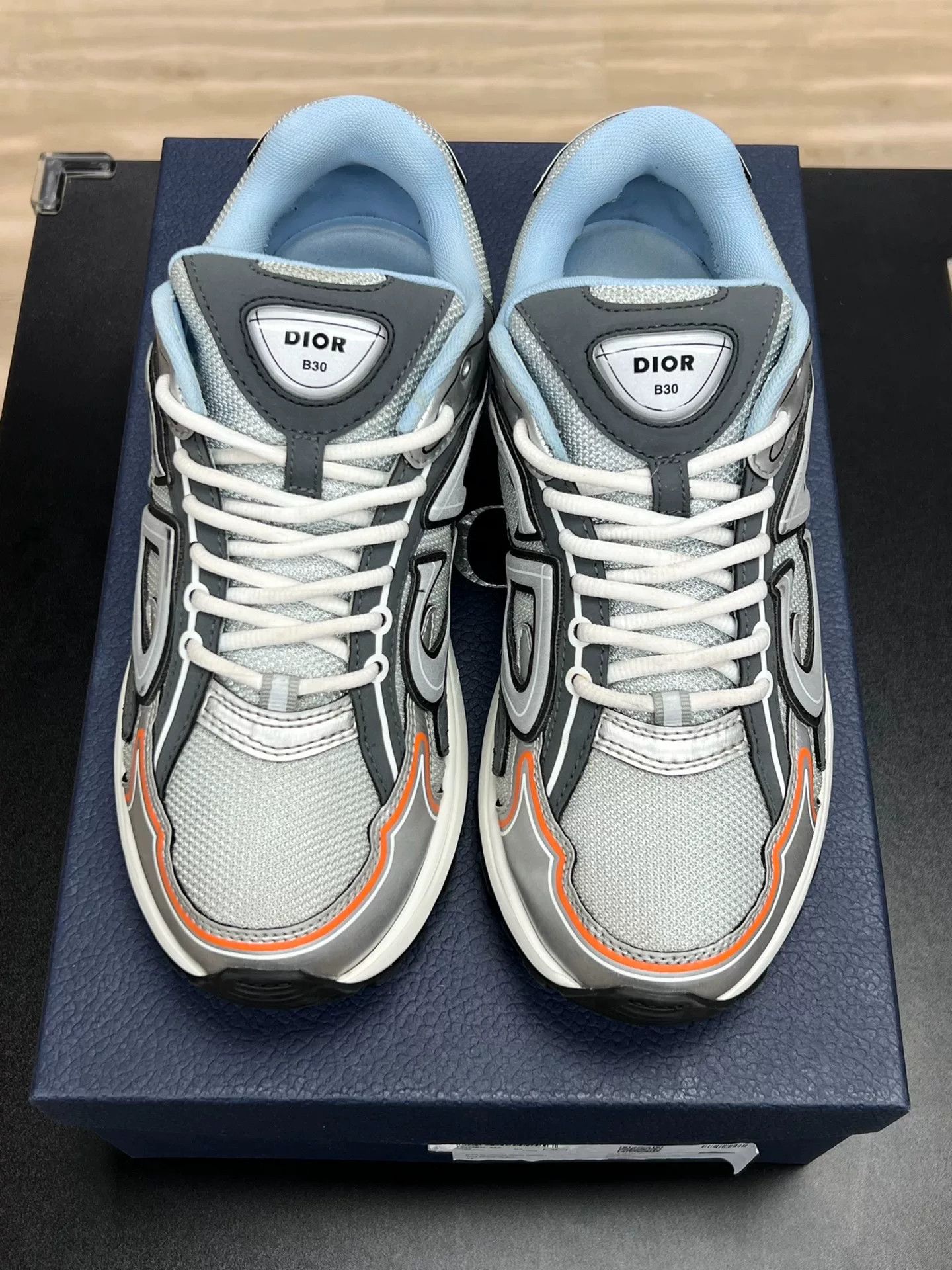 Dior Dior Running Silver Lowtop Sneakers 9 Men Size US 9 / EU 42 - 3 Thumbnail