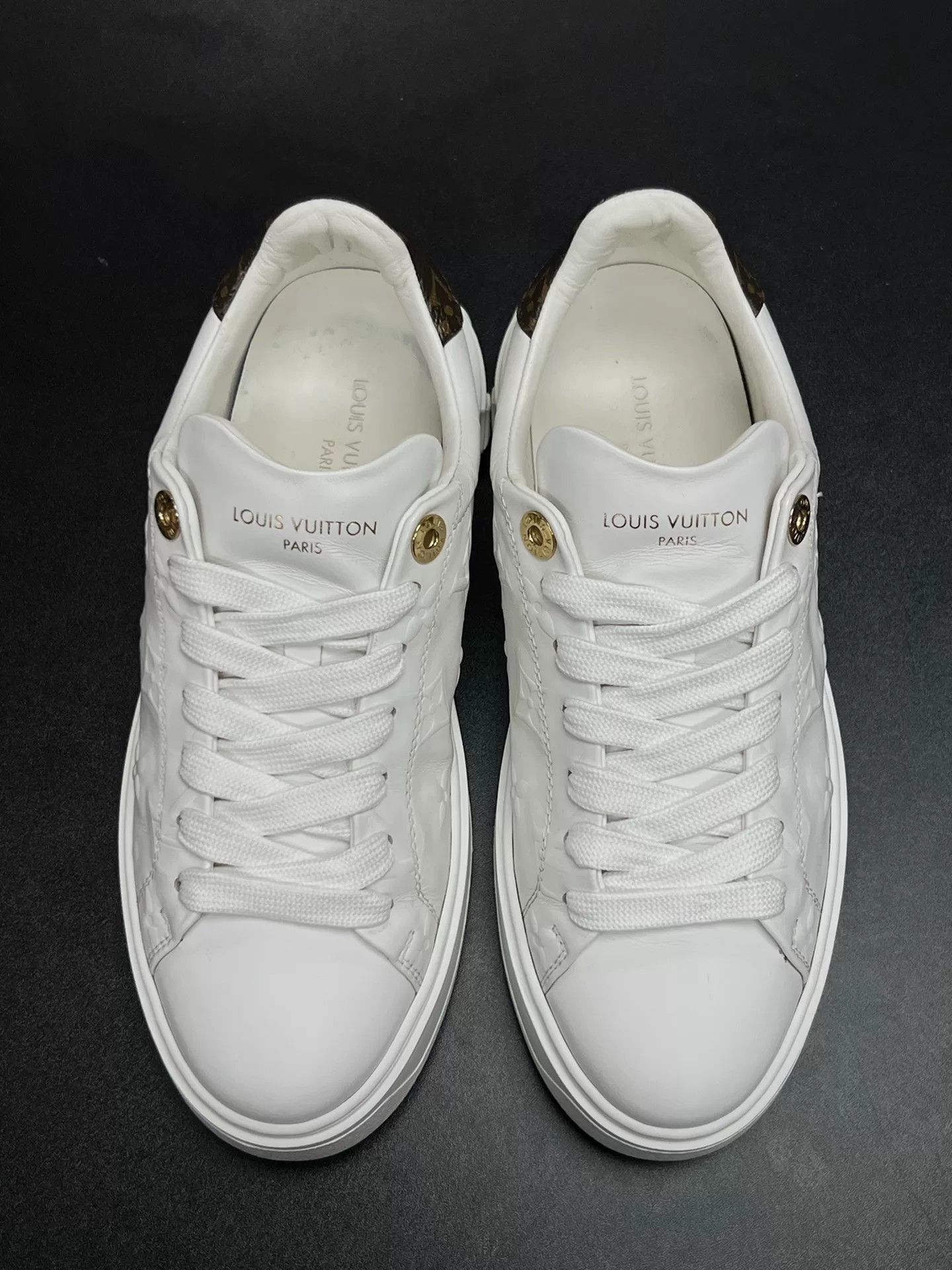 Louis Vuitton Louis Vuitton Lowtop Sneakers us_6 Women Size US 6 / IT 36 - 4 Thumbnail