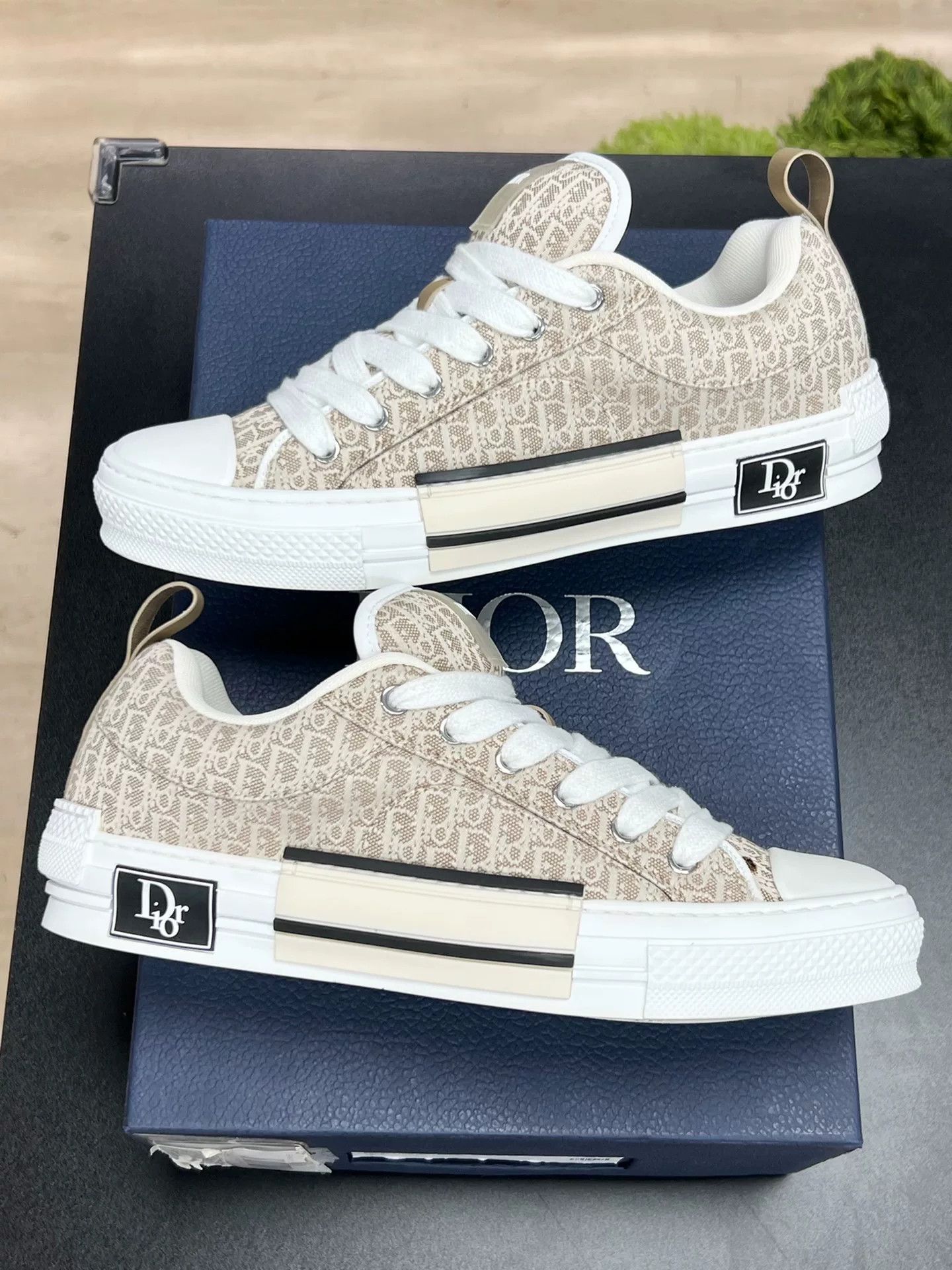 Dior Dior Lowtop Sneakers 9 Men Size US 9 / EU 42 - 5 Thumbnail
