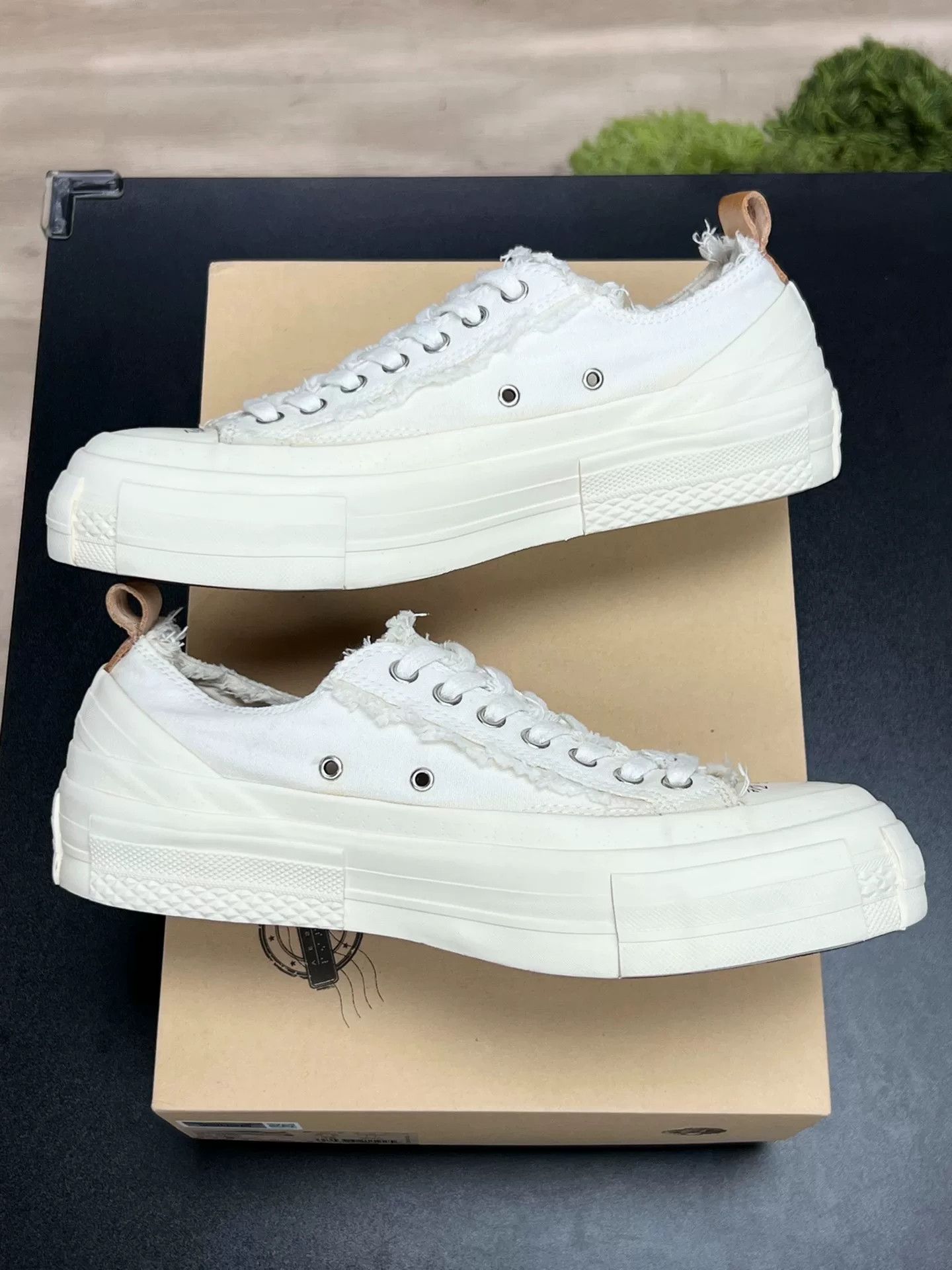 Yohji Yamamoto Yohji Yamamoto White Lowtop Sneakers 9 Men Size US 9 / EU 42 - 6 Thumbnail