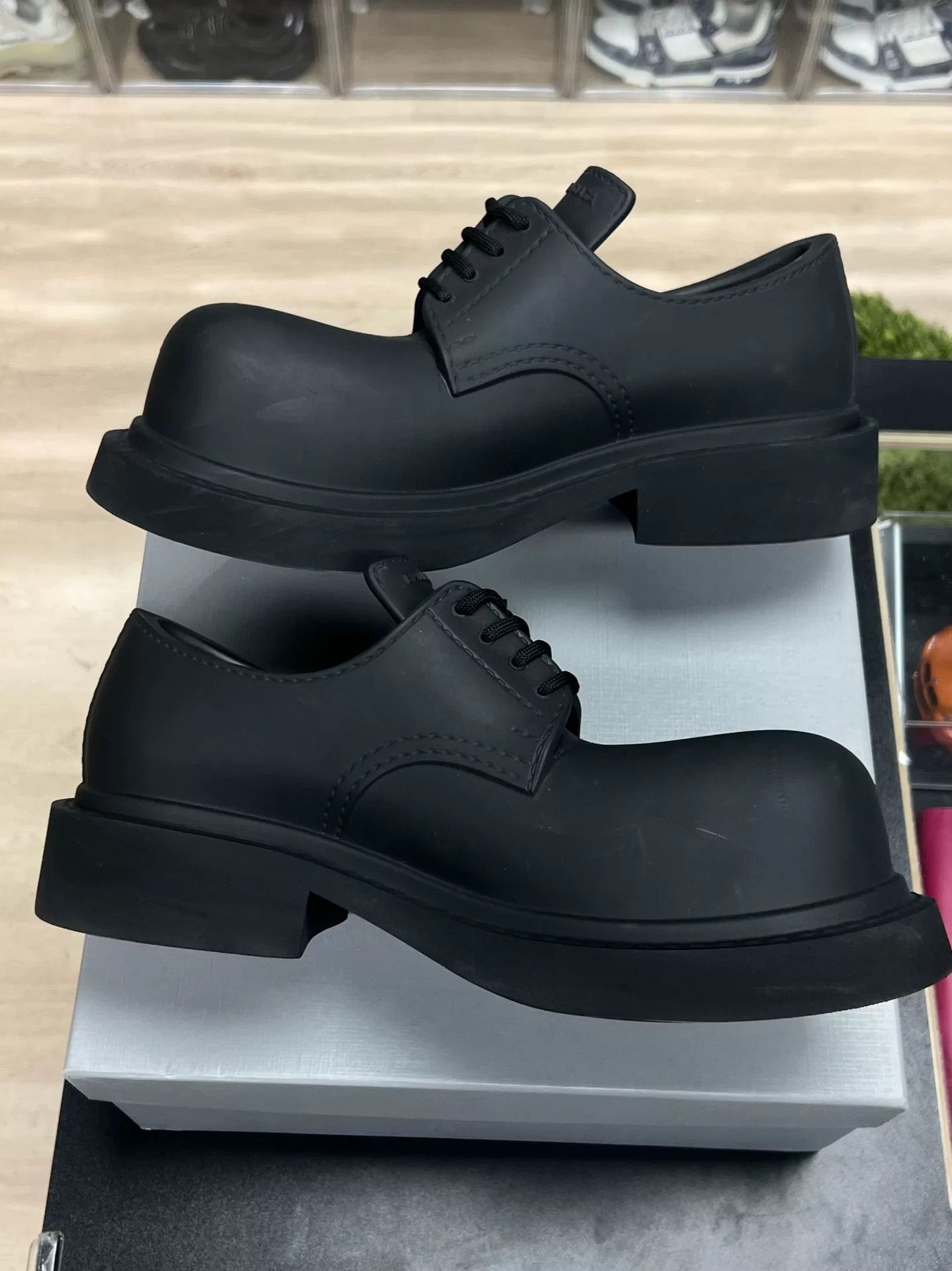 Balenciaga Balenciaga Lowtop Sneakers 10 Men Size US 10 / EU 43 - 6 Thumbnail