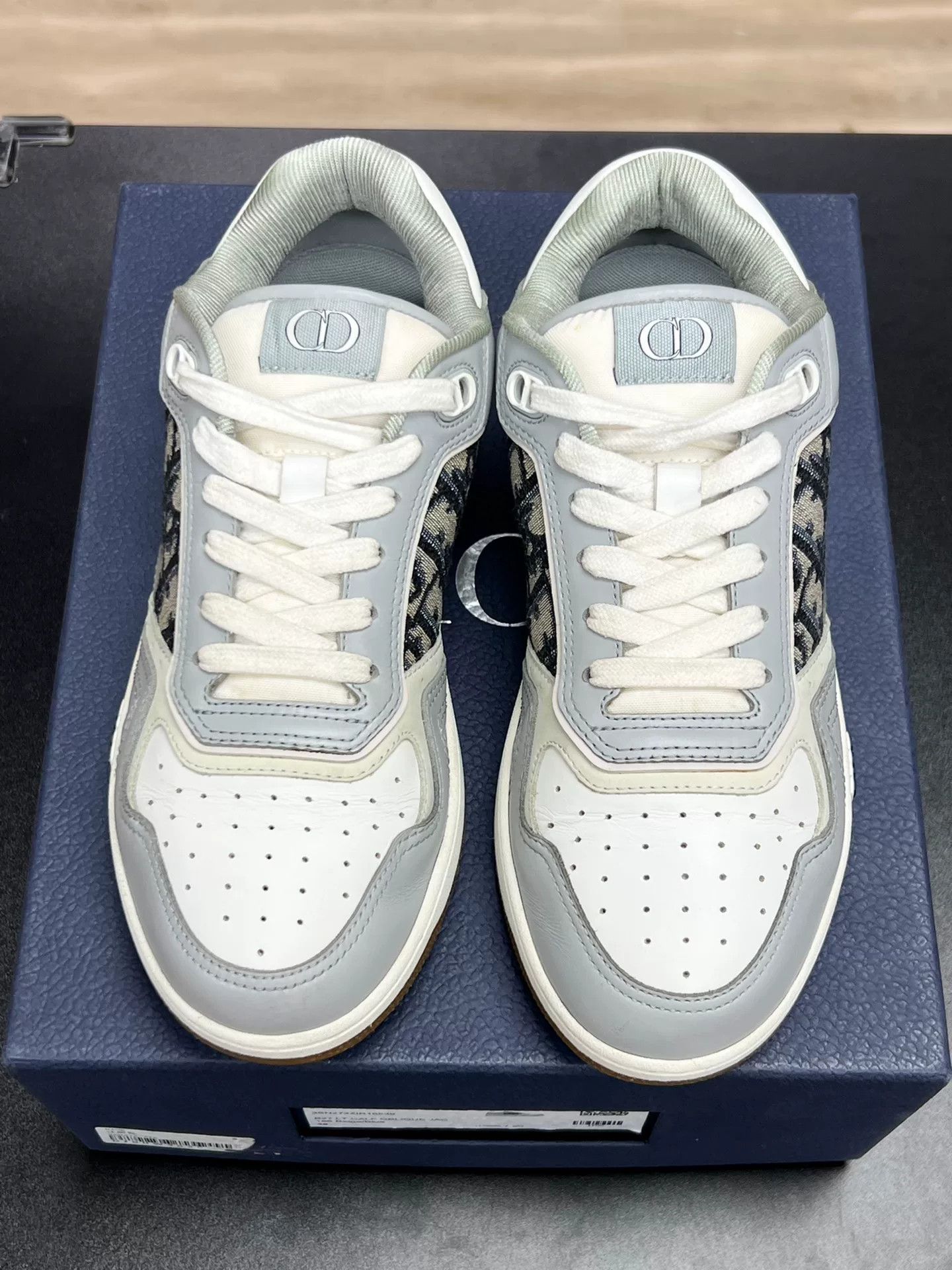 Dior Dior Printed White Lowtop Sneakers 6 Men Size US 6 / EU 39 - 3 Thumbnail
