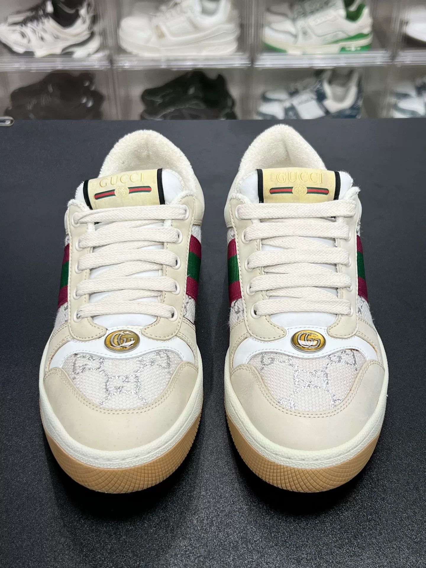Gucci Gucci Beige Lowtop Sneakers us_7 Women Size US 7 / IT 37 - 2 Thumbnail