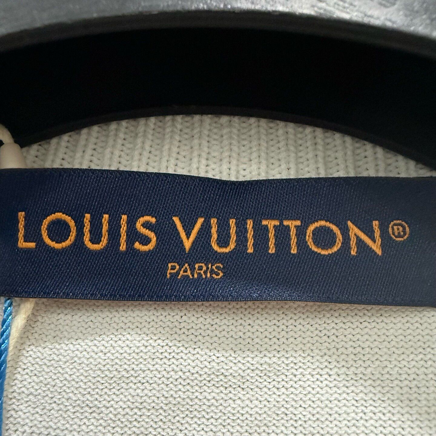 Louis Vuitton Louis Vuitton Year of the Snake Knit T-Shirt L Size US L / EU 52-54 / 3 - 4 Thumbnail