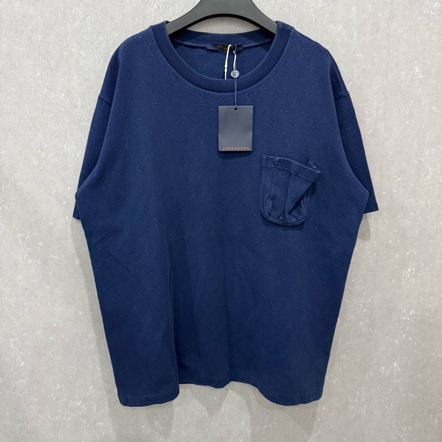 Louis Vuitton Louis Vuitton Monogram Pocket T-Shirt XXL Size US XXL / EU 58 / 5 - 2 Thumbnail