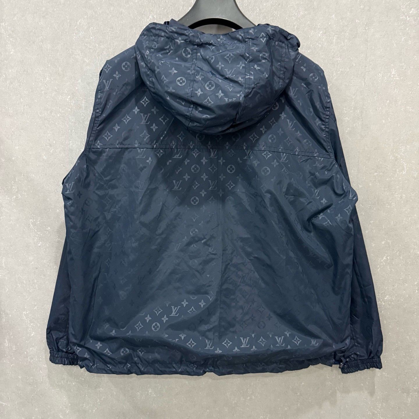 Louis Vuitton Louis Vuitton Reversible Monogram Windbreaker 48 Size US M / EU 48-50 / 2 - 7 Thumbnail