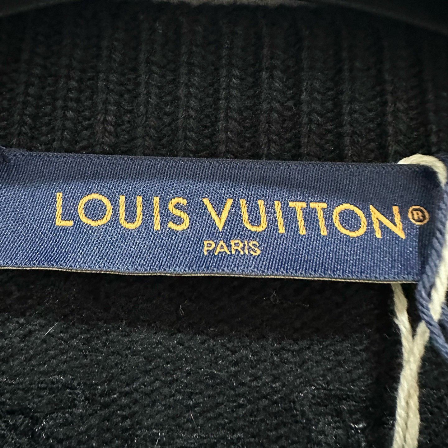 Louis Vuitton Louis Vuitton Monogram Knit Ski Sweater M Size US M / EU 48-50 / 2 - 4 Thumbnail