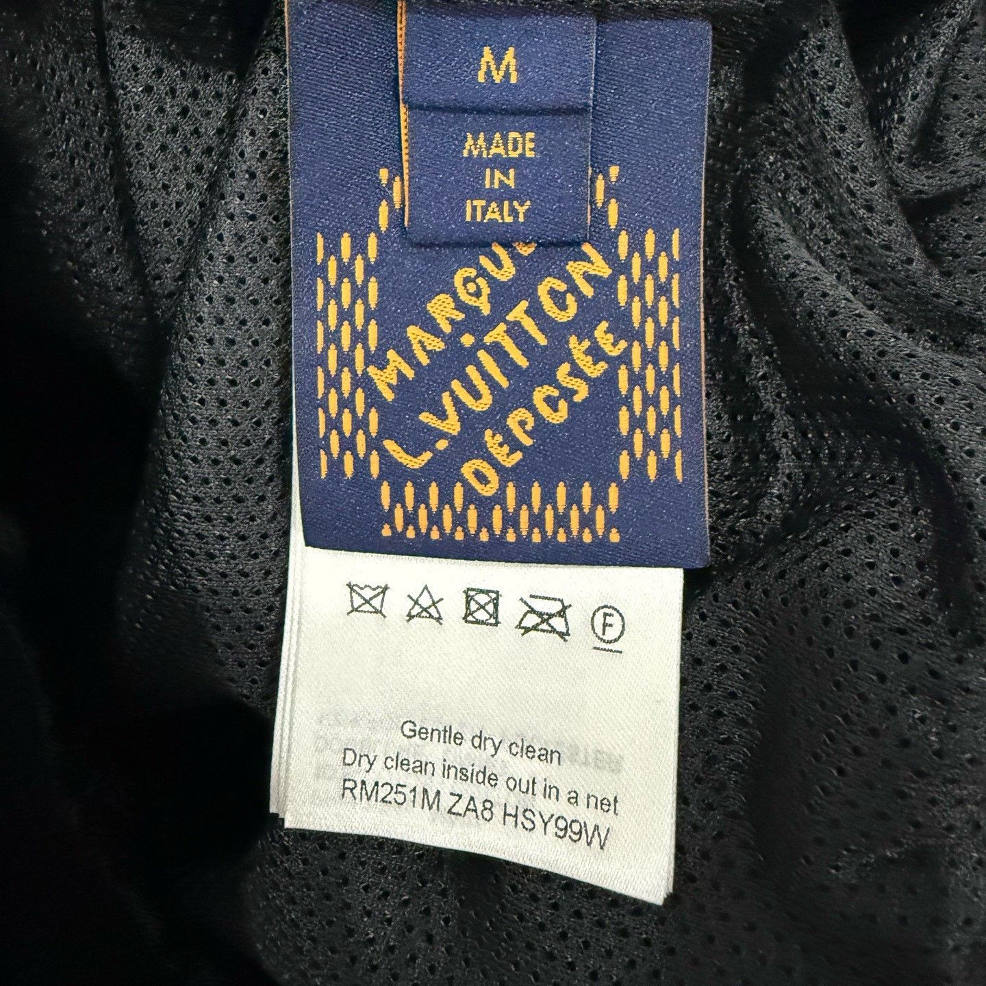 Louis Vuitton Louis Vuitton Monogram Embossed Zip Jacket M Size US M / EU 48-50 / 2 - 5 Thumbnail