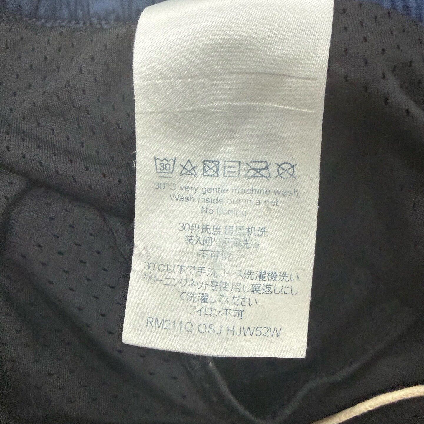 Louis Vuitton Louis Vuitton Monogram Navy Swim Shorts M Size US 32 / EU 48 - 5 Thumbnail