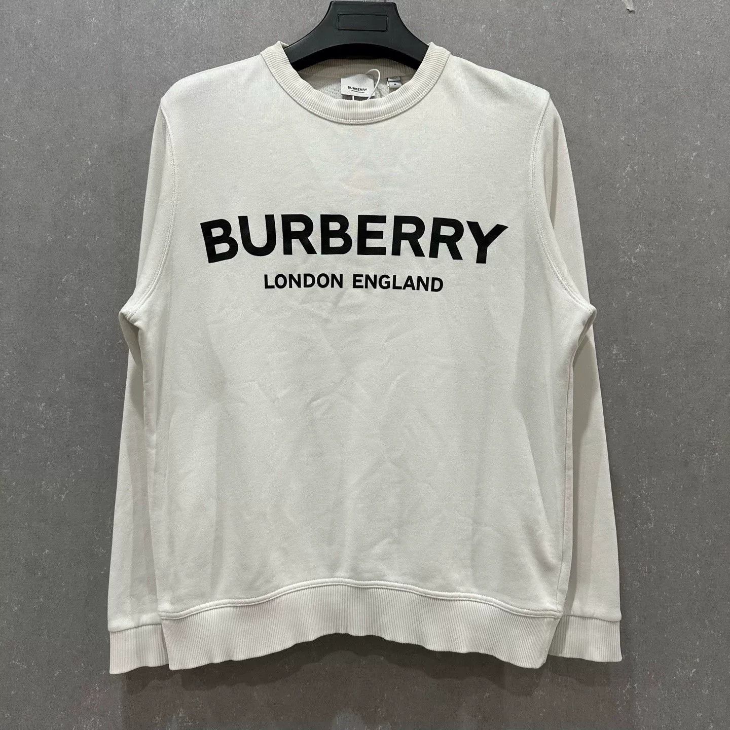 Burberry Burberry London England Logo Sweatshirt Size M Size US M / EU 48-50 / 2 - 2 Thumbnail