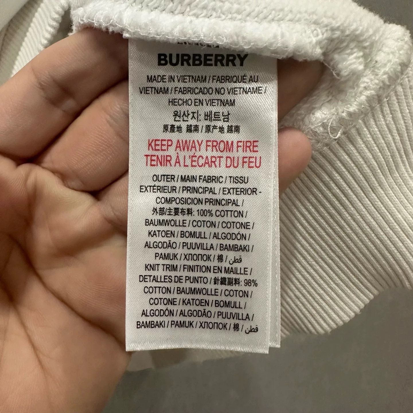 Burberry Burberry London England Logo Sweatshirt Size M Size US M / EU 48-50 / 2 - 6 Thumbnail