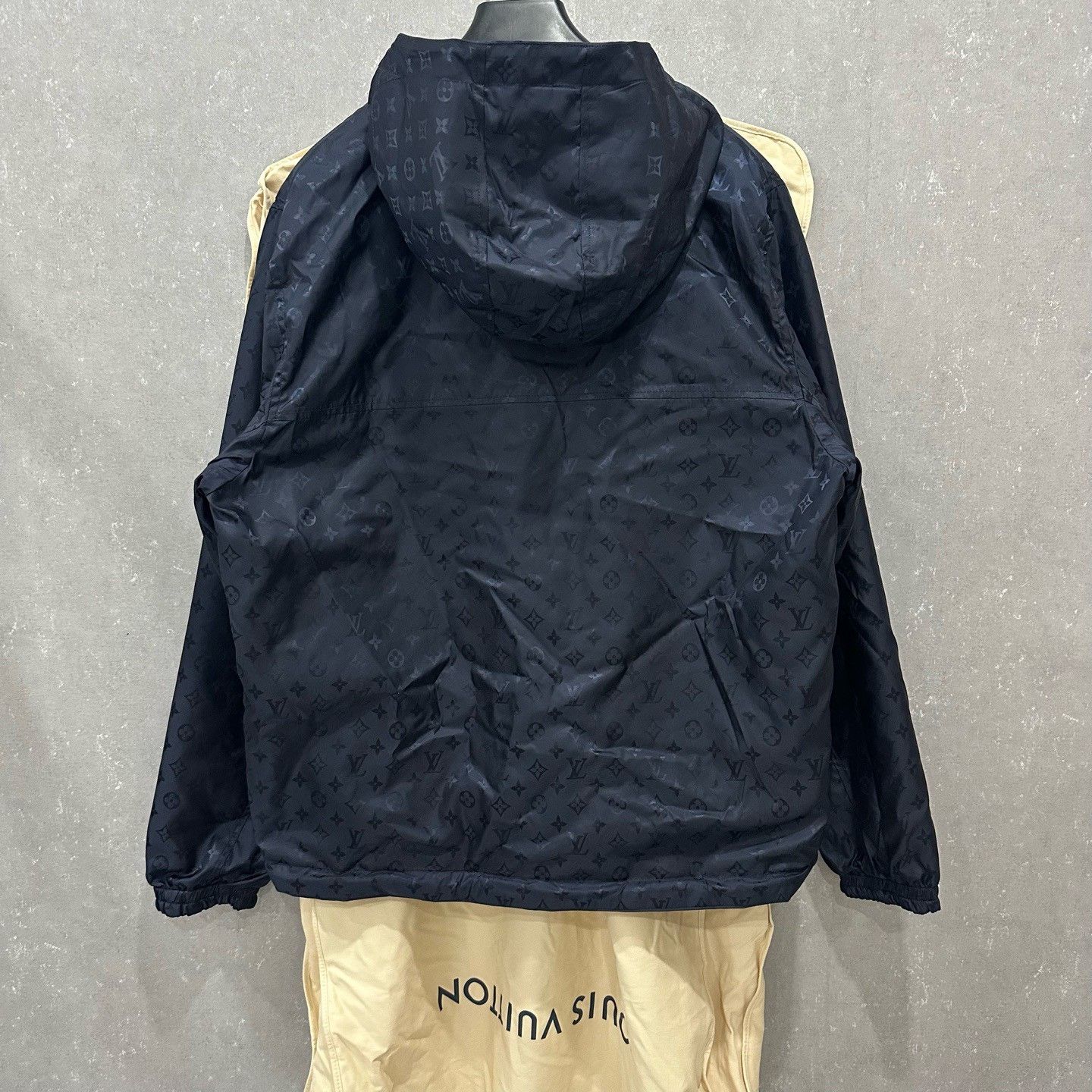 Louis Vuitton Louis Vuitton Reversible Monogram Jacket Size 52 Size US L / EU 52-54 / 3 - 3 Thumbnail