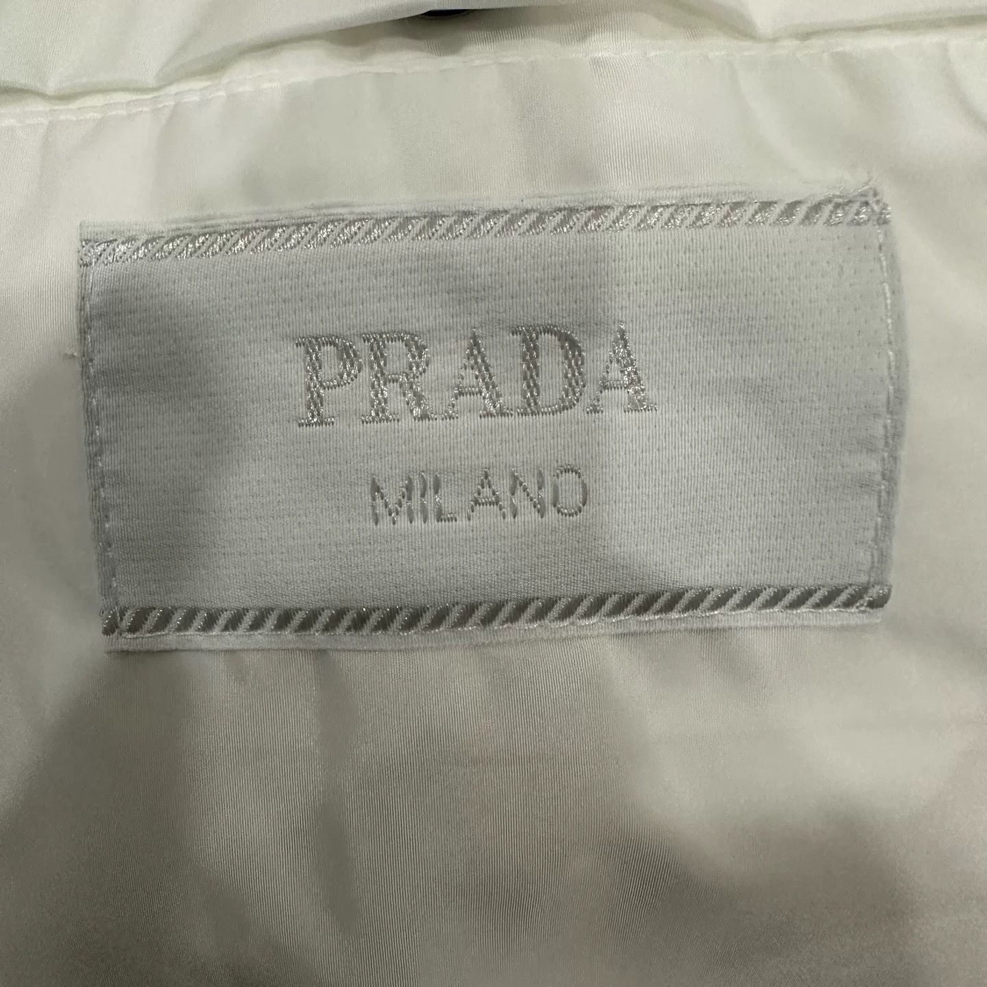 Prada Prada Triangle Logo Zippered Jacket White Size L Size US L / EU 52-54 / 3 - 5 Thumbnail