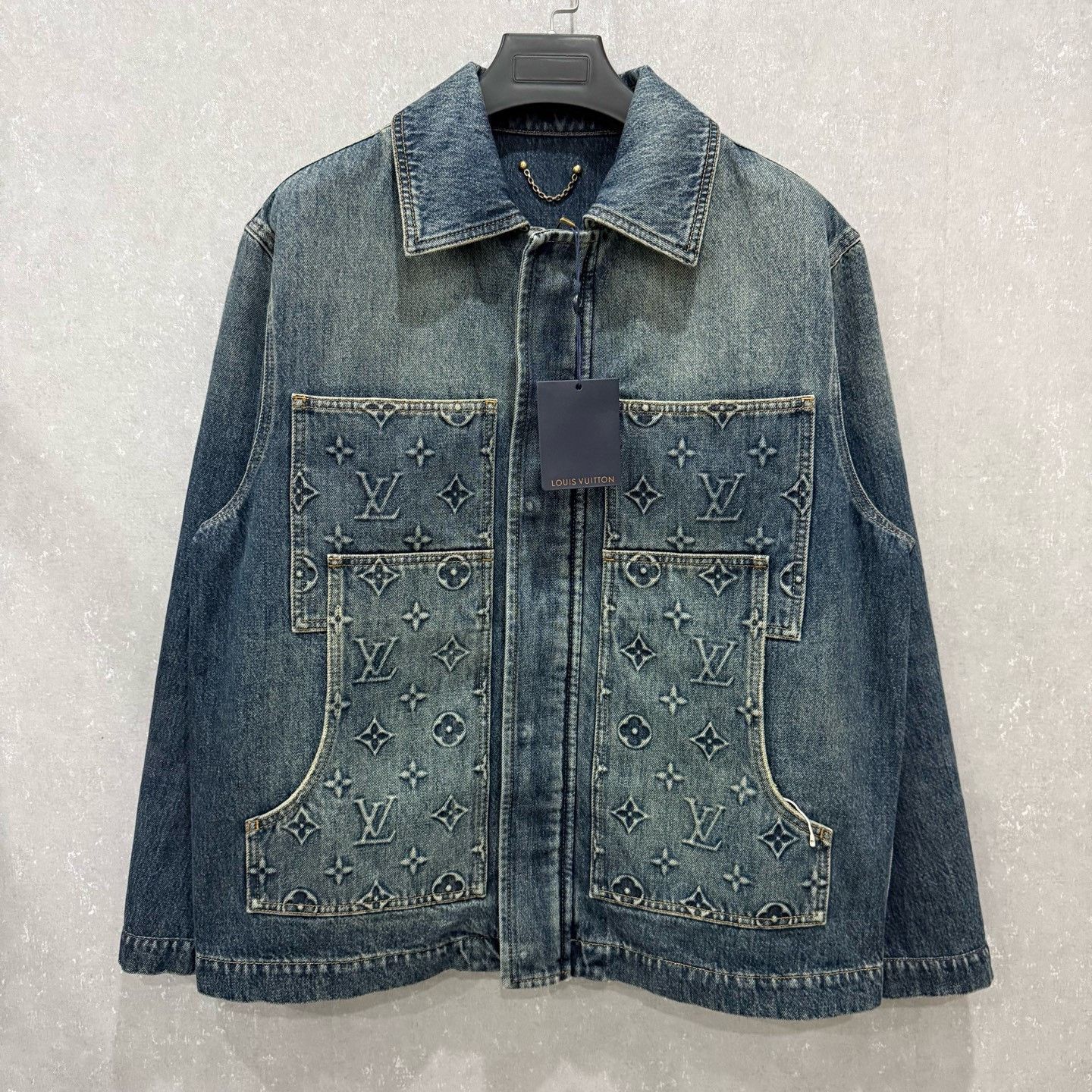 Louis Vuitton Louis Vuitton Debossed Monogram Denim Jacket 50 Size US M / EU 48-50 / 2 - 2 Thumbnail