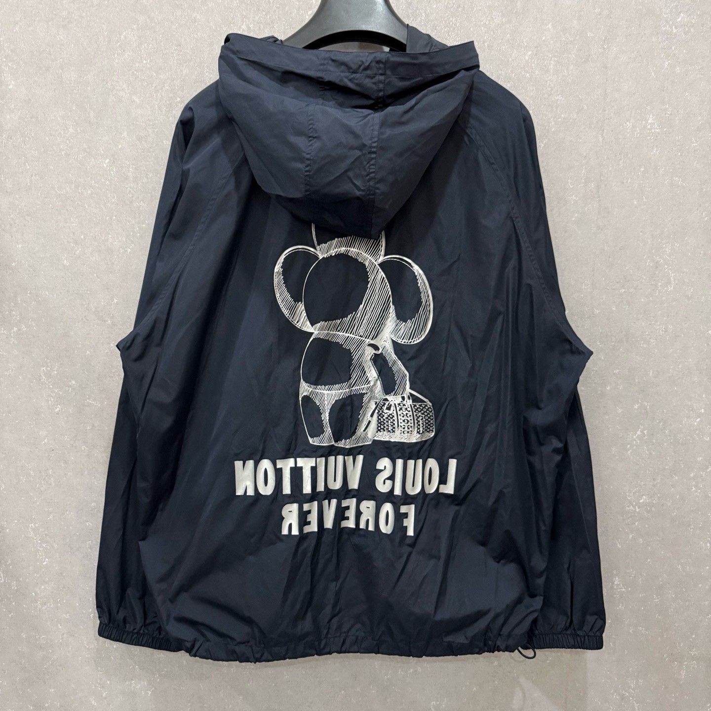 Louis Vuitton Louis Vuitton Forever Graphic Anorak Size 54 Size US L / EU 52-54 / 3 - 3 Thumbnail