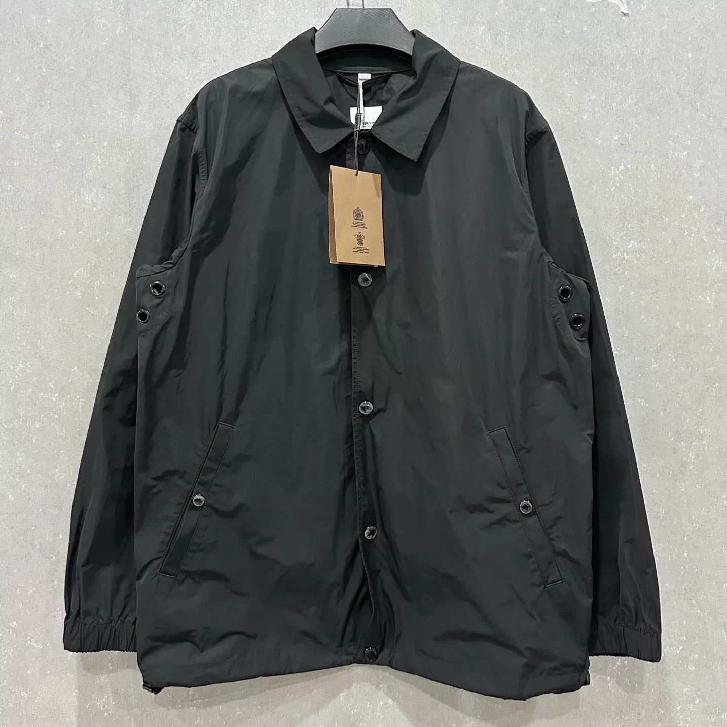 Burberry Burberry Logo Graphic Coach Jacket 48 Size US M / EU 48-50 / 2 - 2 Thumbnail