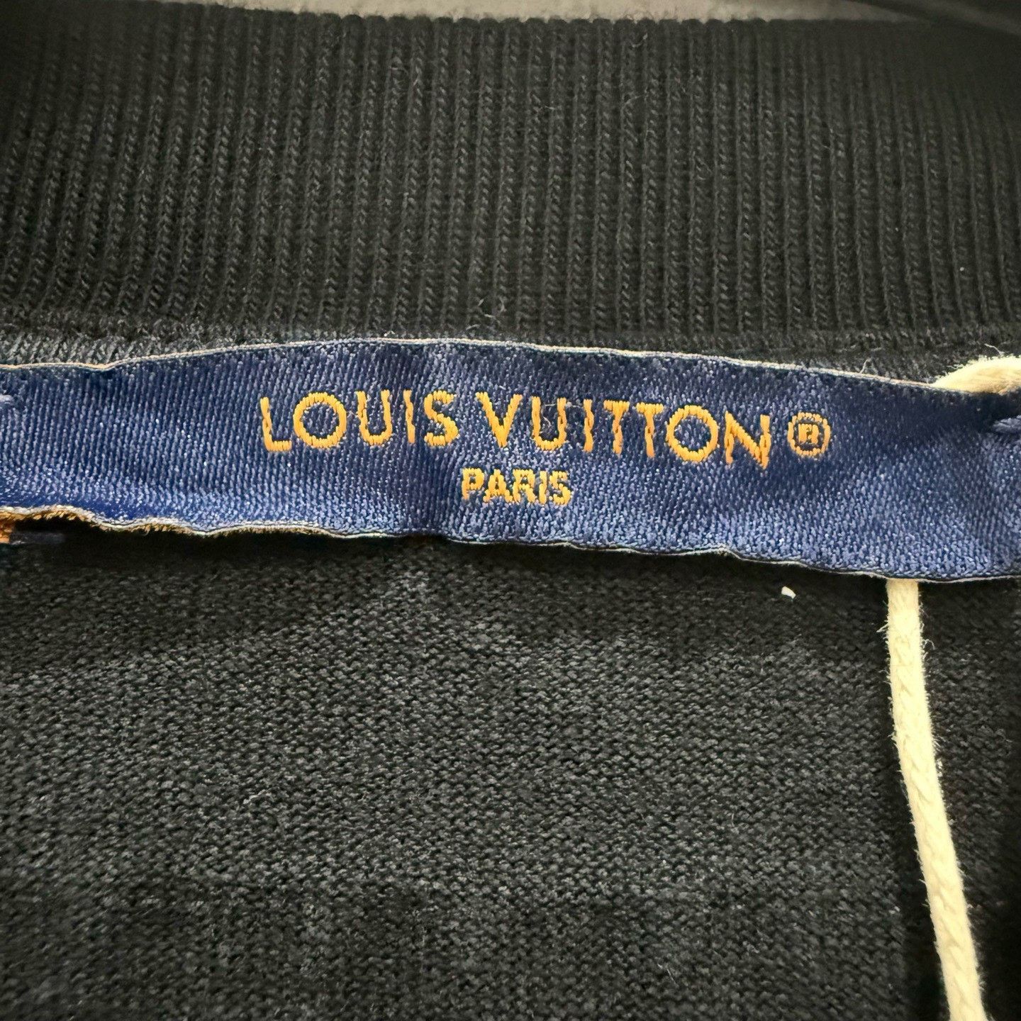 Louis Vuitton Louis Vuitton Beaded Pharrell Williams Graphic T-Shirt XL Size US XL / EU 56 / 4 - 7 Thumbnail