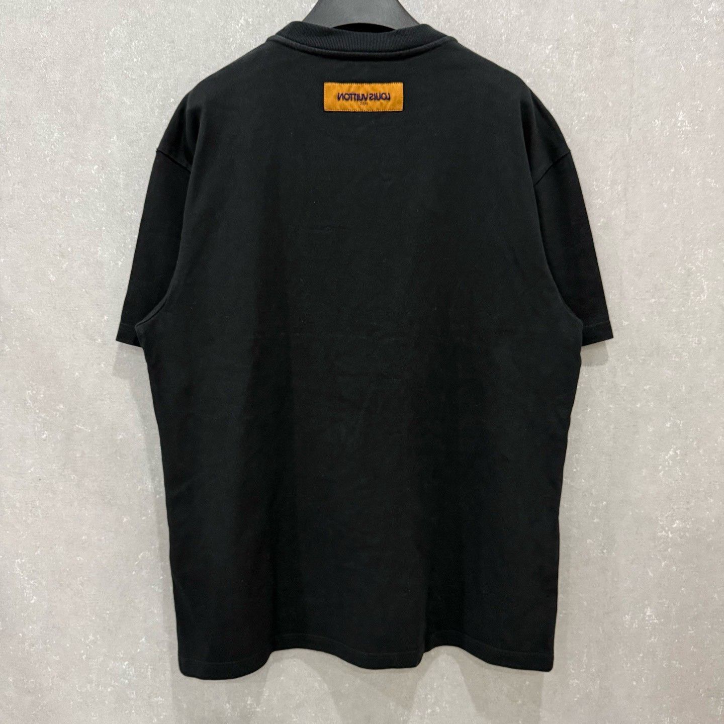 Louis Vuitton Louis Vuitton Beaded Pharrell Williams Graphic T-Shirt XL Size US XL / EU 56 / 4 - 6 Thumbnail