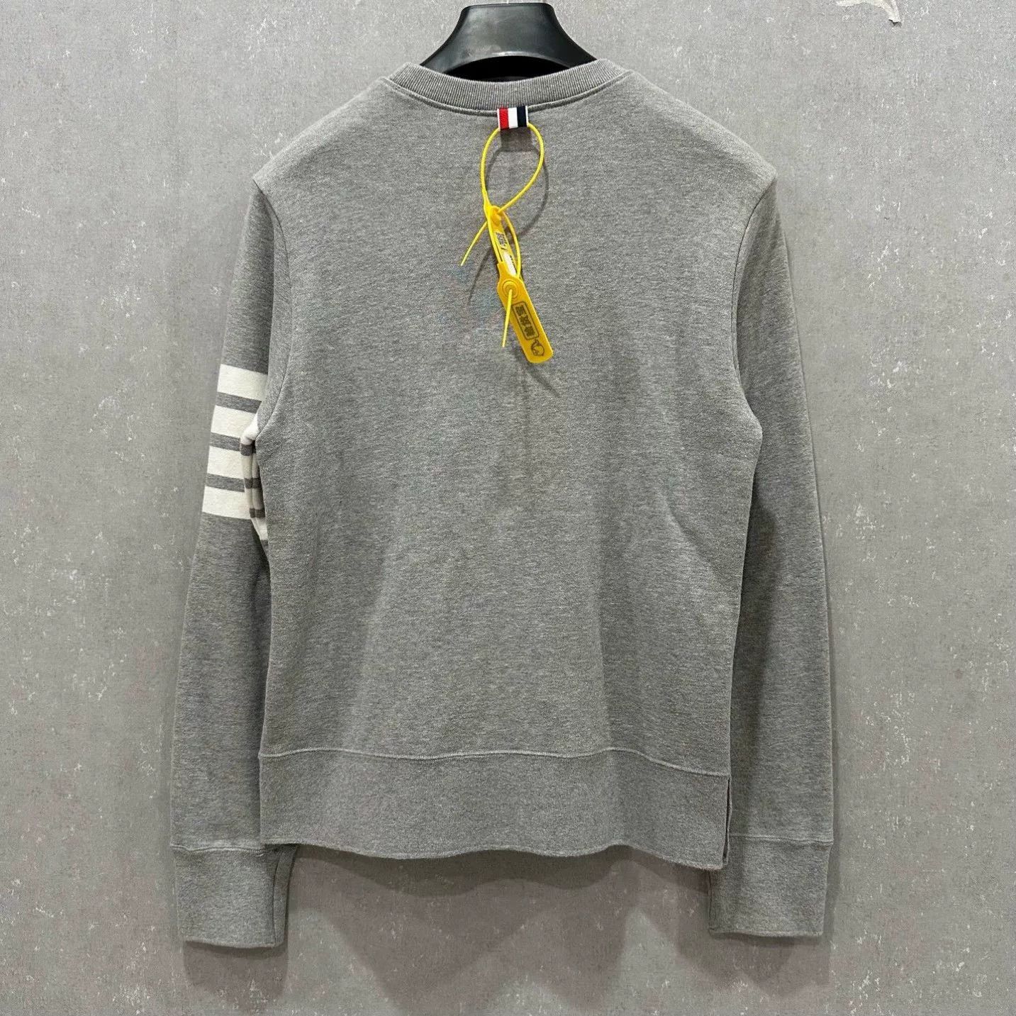 Thom Browne Thom Browne Grey 4-Bar Sweatshirt Size 2 Size US M / EU 48-50 / 2 - 3 Thumbnail