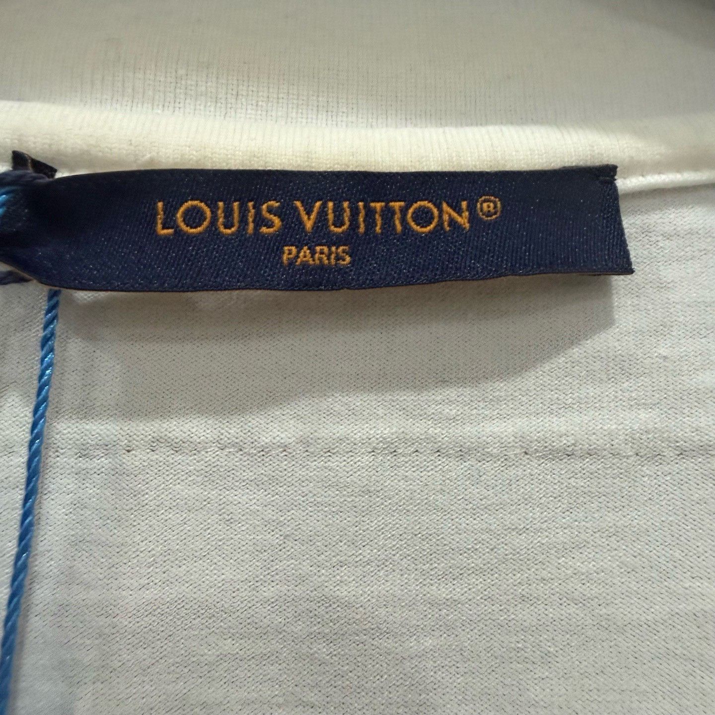 Louis Vuitton Louis Vuitton Embossed Logo T-Shirt XXL Size US XXL / EU 58 / 5 - 6 Thumbnail