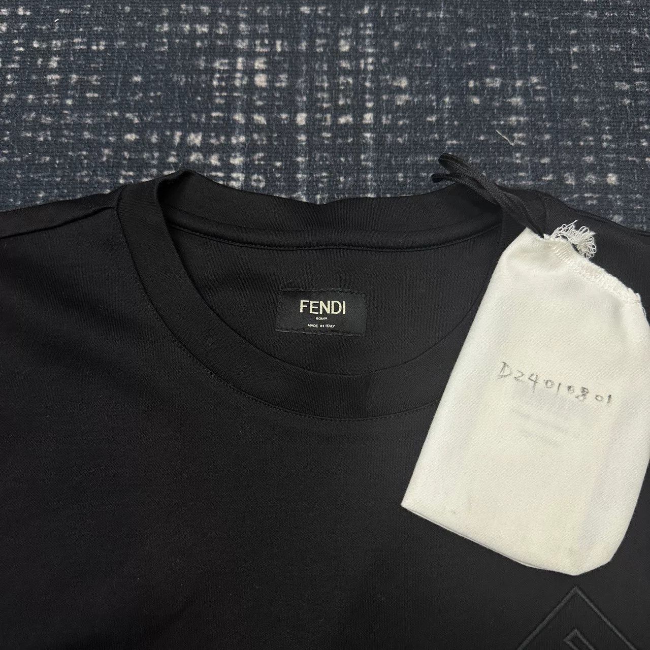 Fendi Fendi Pentagon Logo Embroidered T-Shirt Size M Size US M / EU 48-50 / 2 - 3 Thumbnail