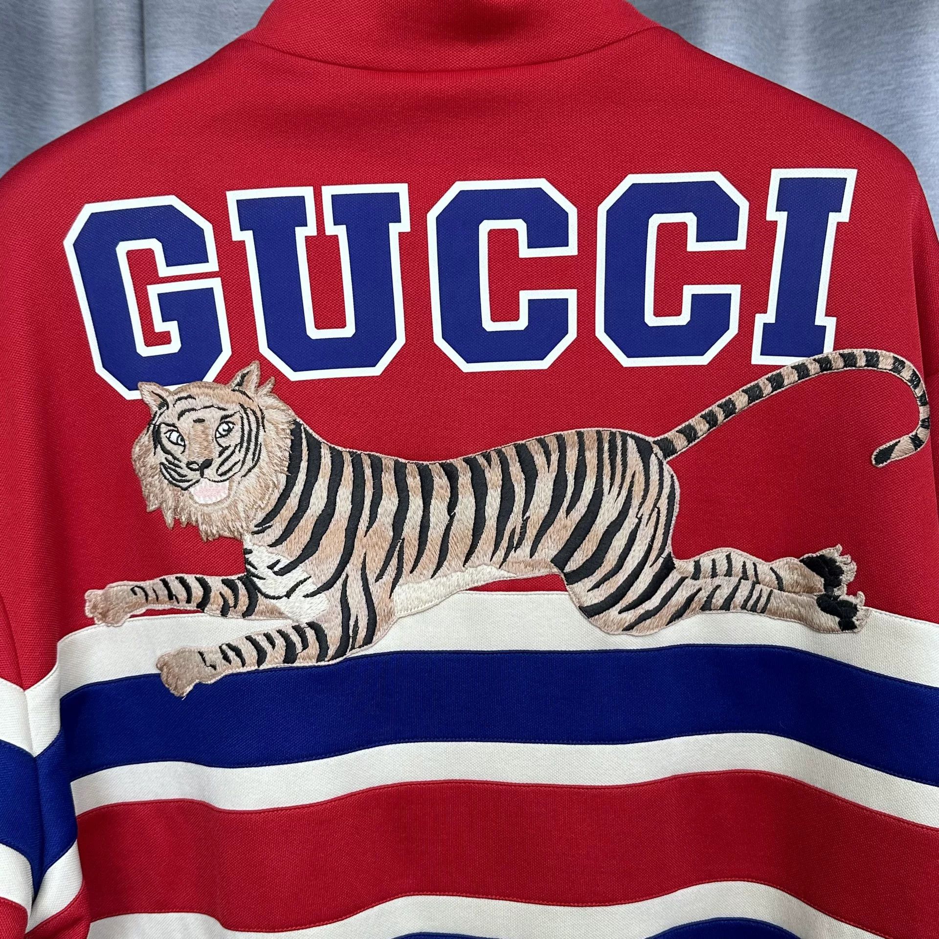Gucci Gucci Tiger Embroidered Half-Zip Track Jacket Size L Size US L / EU 52-54 / 3 - 7 Thumbnail