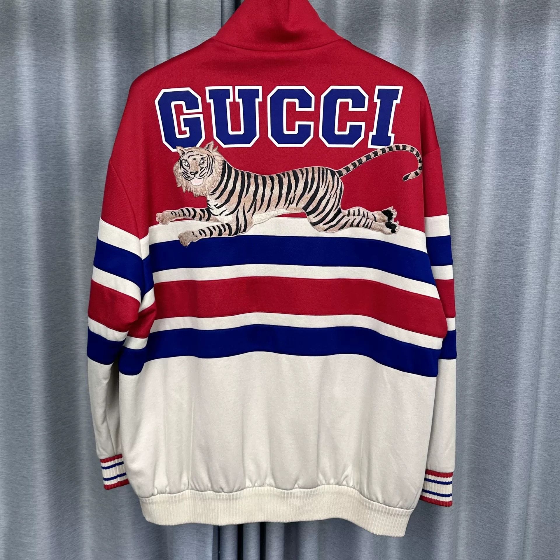 Gucci Gucci Tiger Embroidered Half-Zip Track Jacket Size L Size US L / EU 52-54 / 3 - 3 Thumbnail
