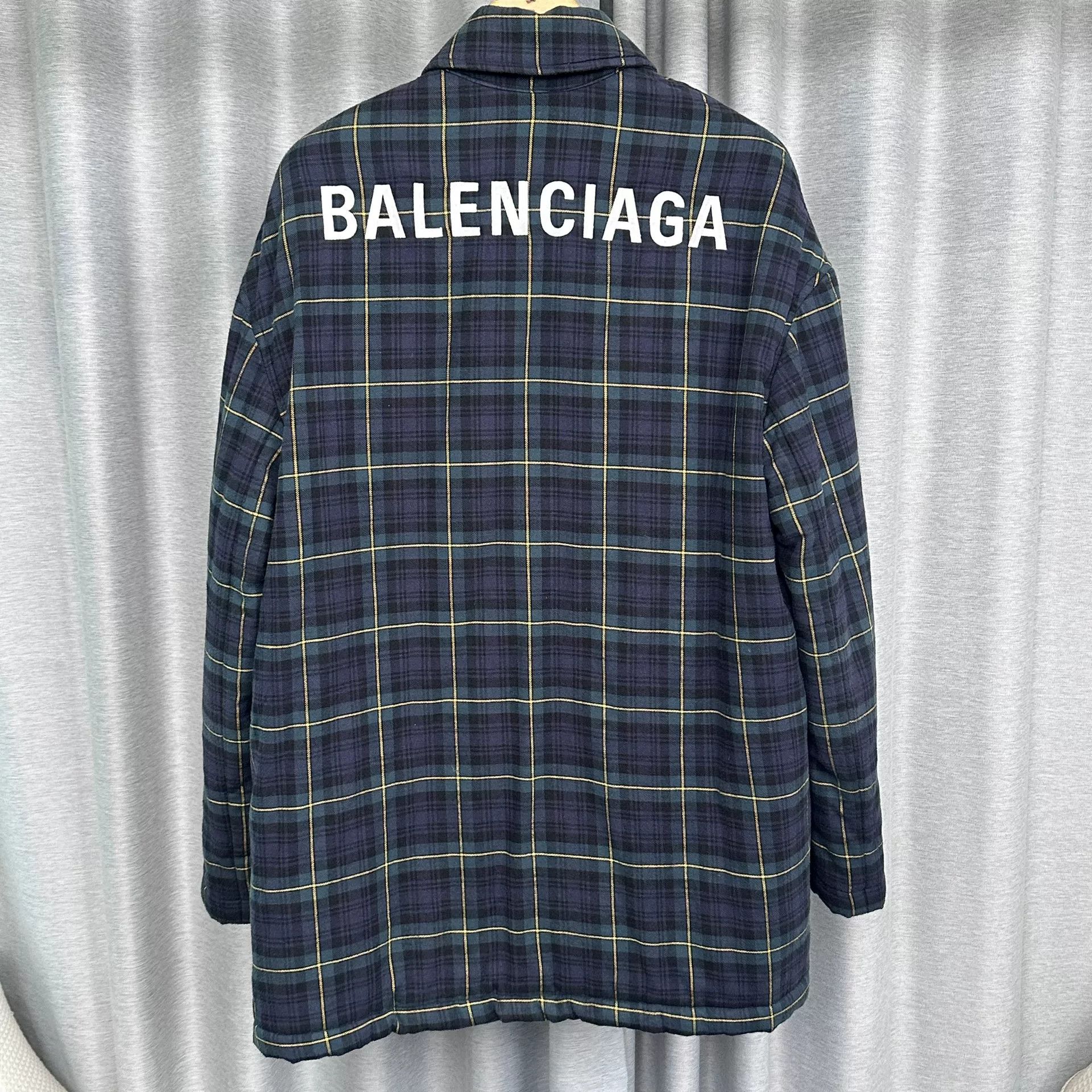 Balenciaga Balenciaga Plaid Logo Back Shirt 44 Size US S / EU 44-46 / 1 - 2 Thumbnail
