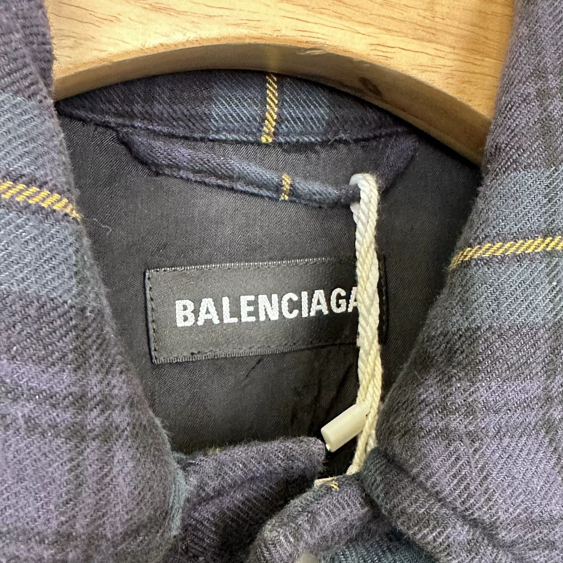 Balenciaga Balenciaga Plaid Logo Back Shirt 44 Size US S / EU 44-46 / 1 - 4 Thumbnail