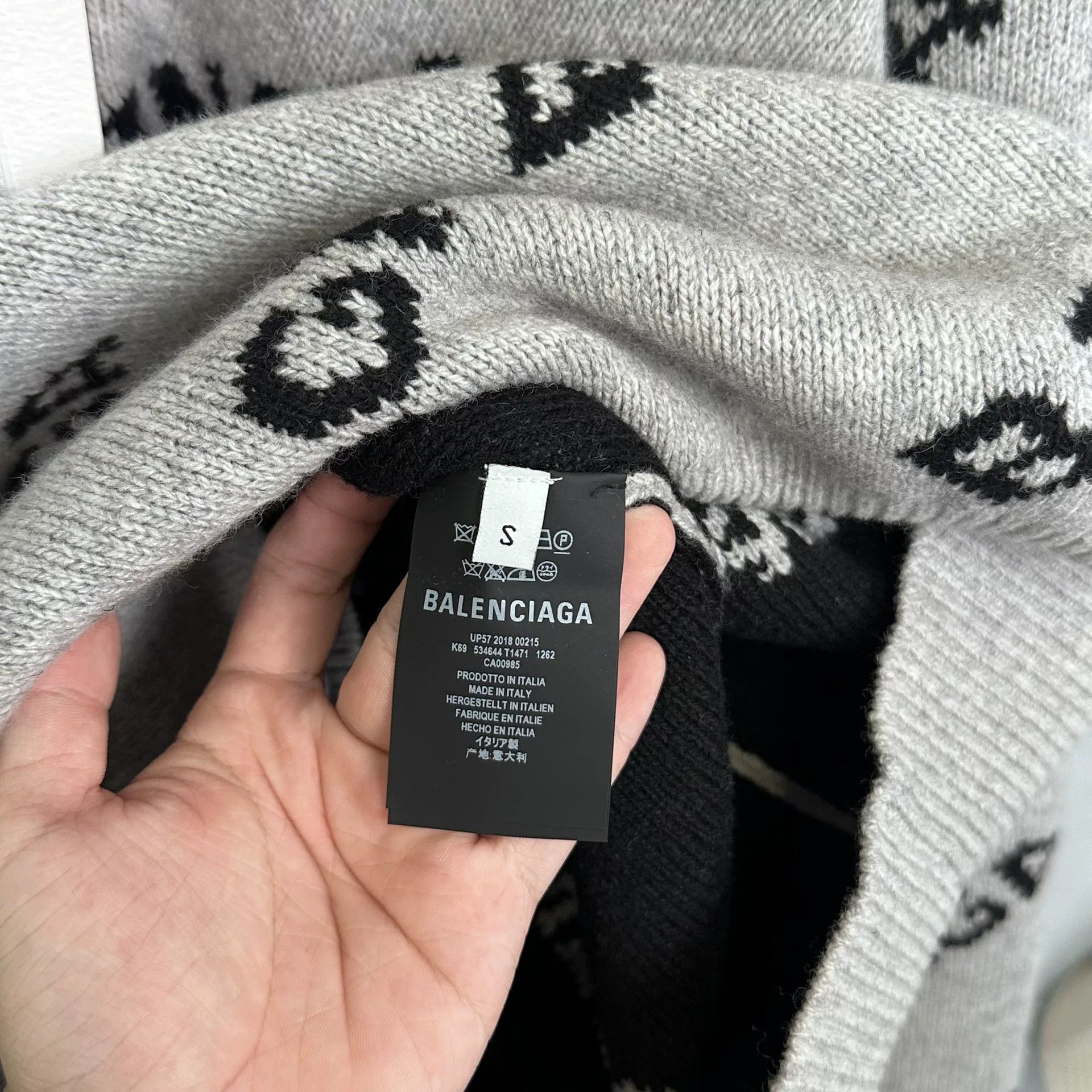 Balenciaga Balenciaga All-Over Logo Half-Zip Sweater S Size US S / EU 44-46 / 1 - 5 Thumbnail