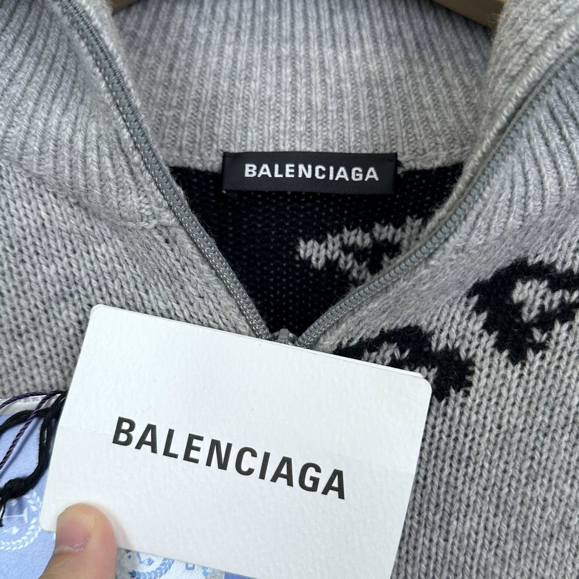 Balenciaga Balenciaga All-Over Logo Half-Zip Sweater S Size US S / EU 44-46 / 1 - 6 Thumbnail