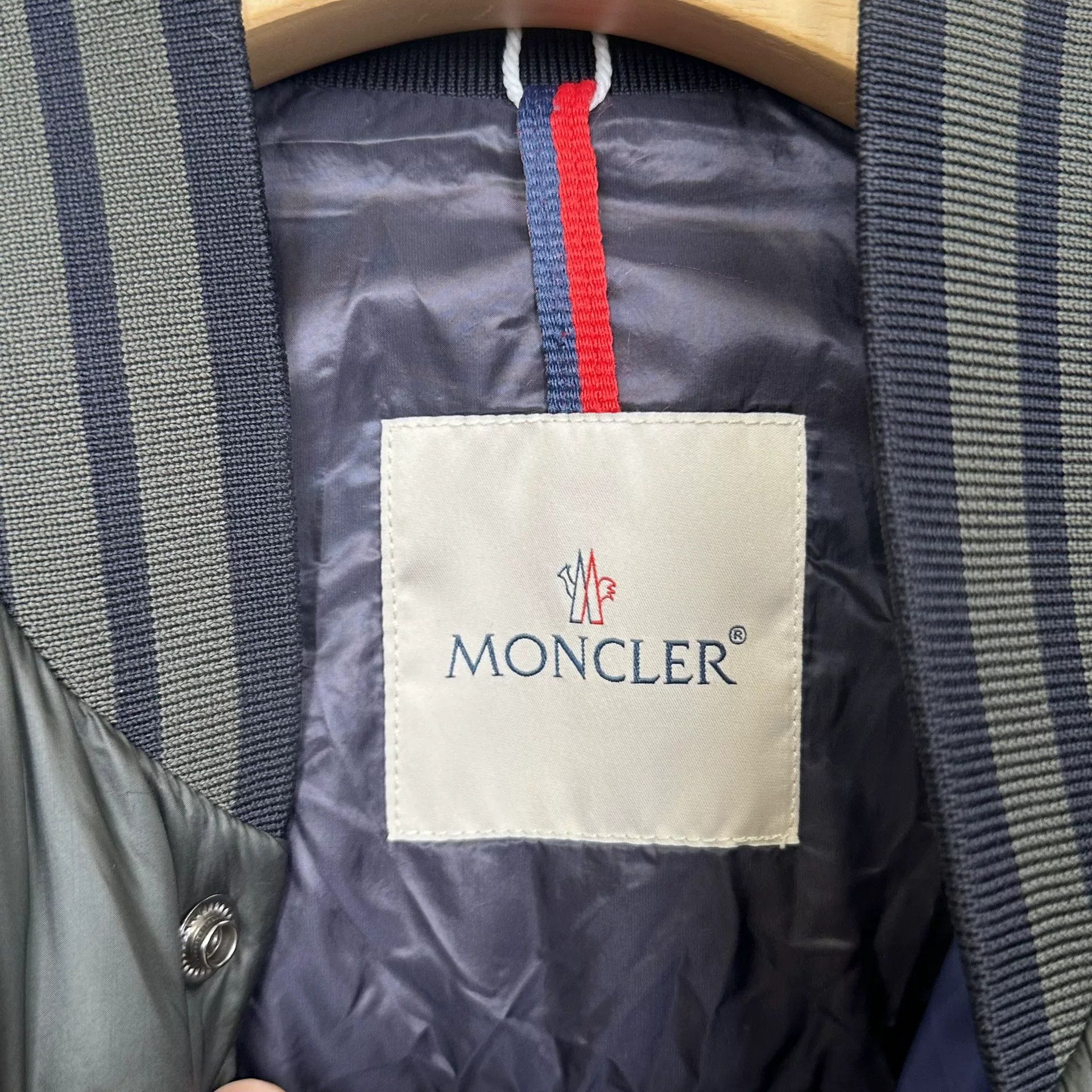 Moncler Moncler Colorblock Down Bomber Jacket Size 3 Size US L / EU 52-54 / 3 - 4 Thumbnail