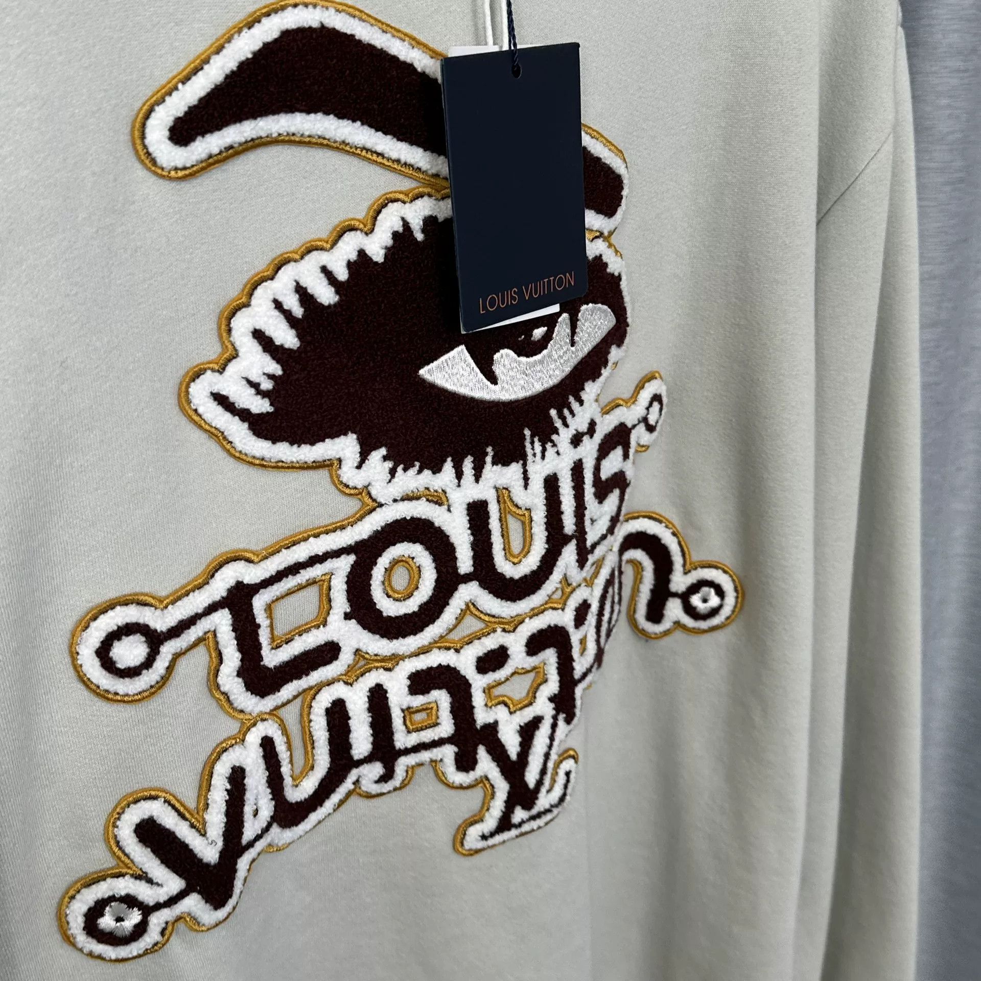 Louis Vuitton Louis Vuitton Eye Embroidery Sweatshirt L Size US L / EU 52-54 / 3 - 5 Thumbnail