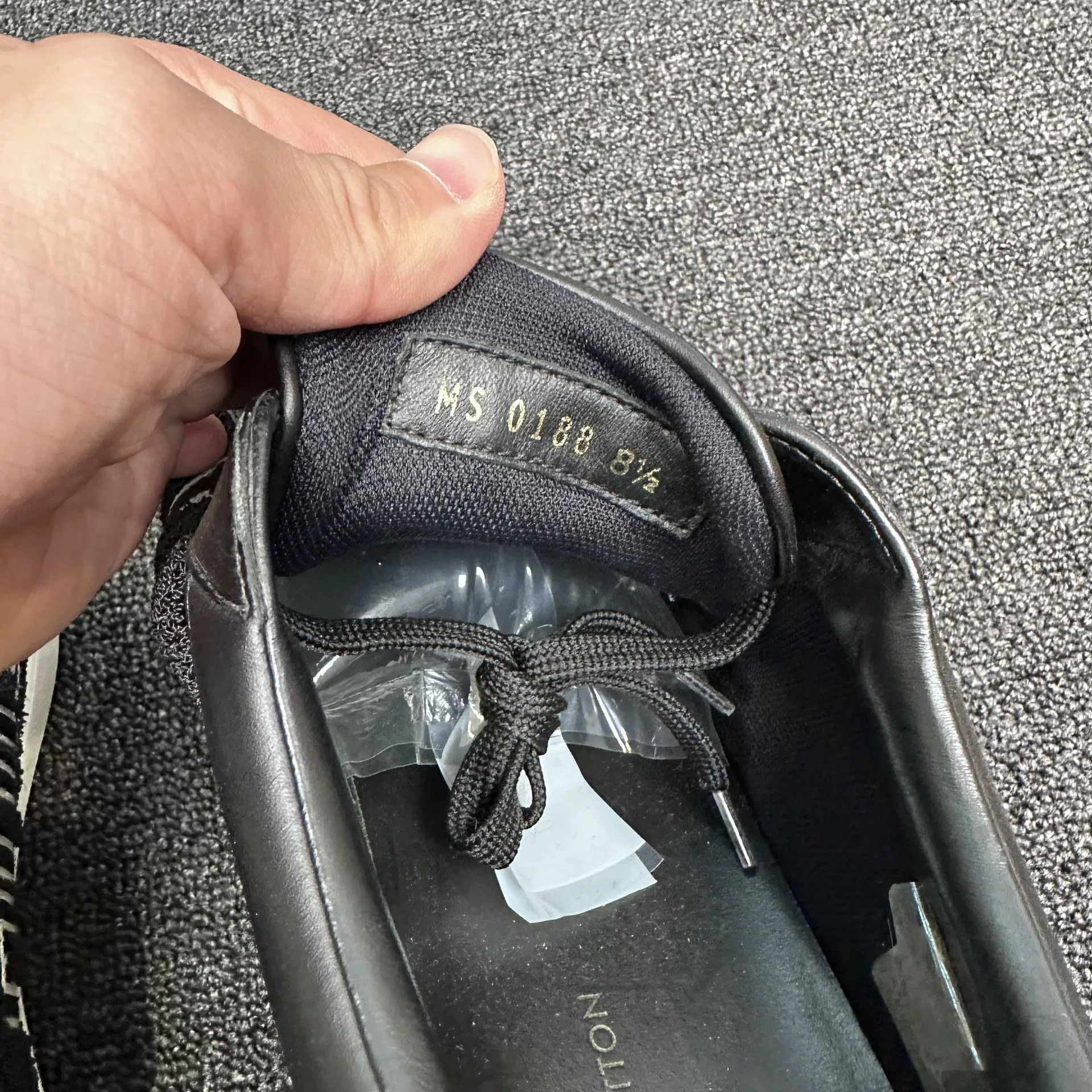 Louis Vuitton Louis Vuitton Logo Embroidery Leather Sneakers Size 8.5 Size US 9.5 / EU 42-43 - 8 Thumbnail