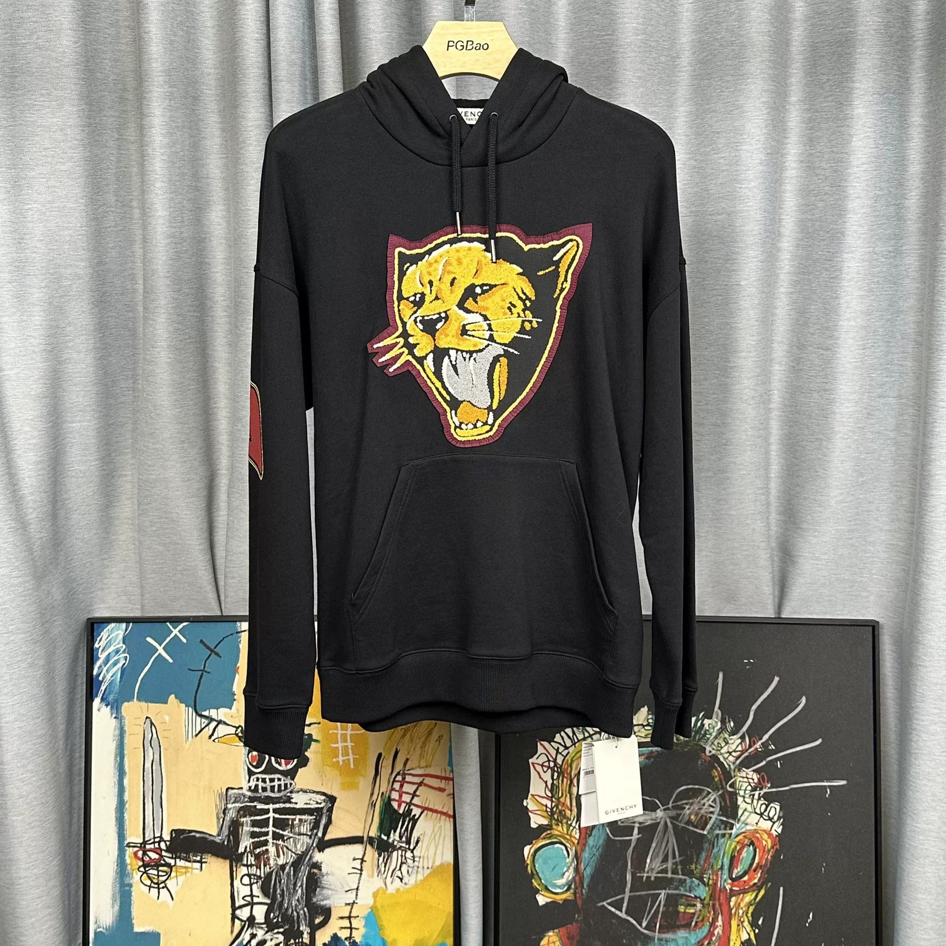 Givenchy Givenchy Tiger Head Embroidery Hoodie Size S Size US S / EU 44-46 / 1 - 2 Thumbnail