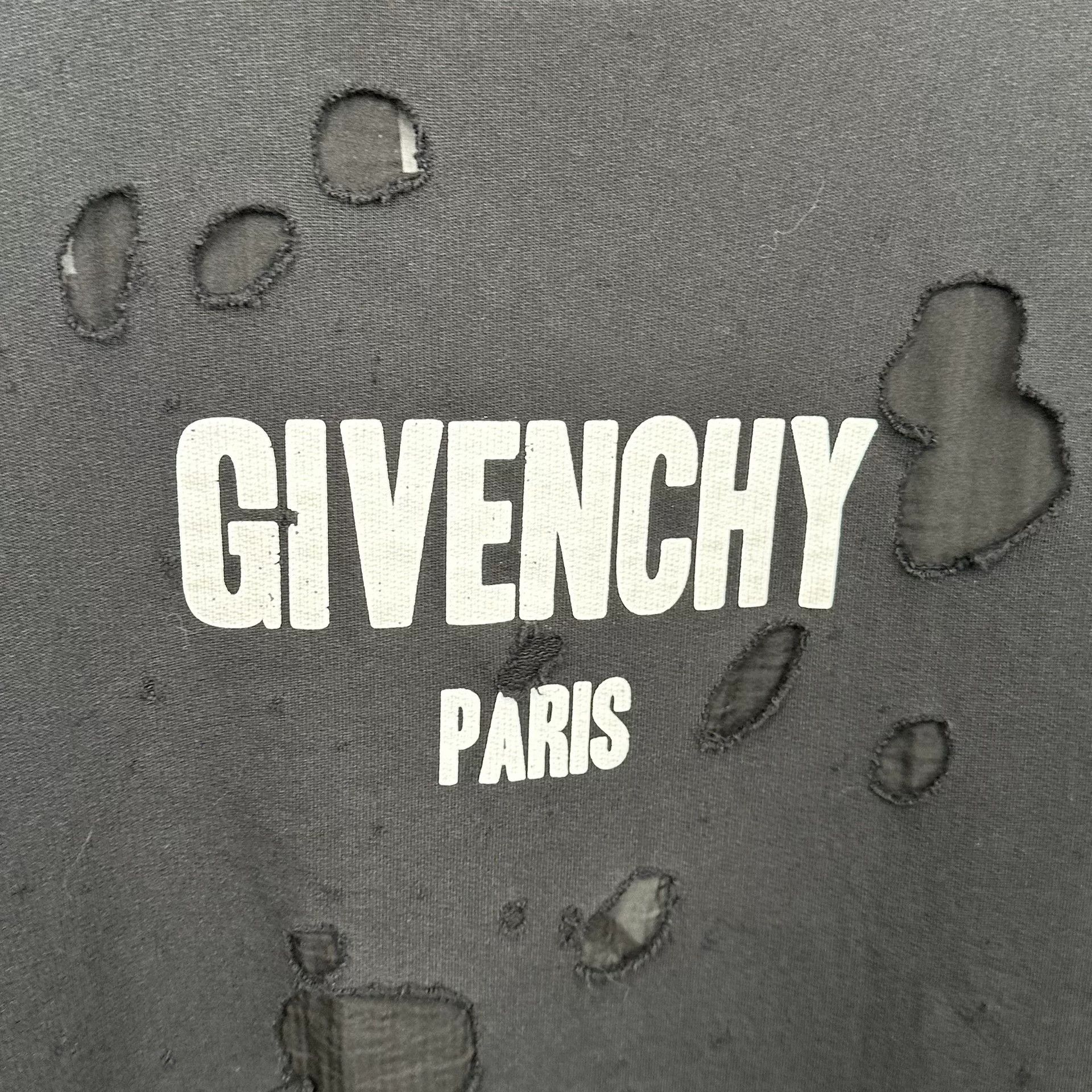 Givenchy Givenchy Distressed Logo Sweatshirt XS Size US XS / EU 42 / 0 - 4 Thumbnail