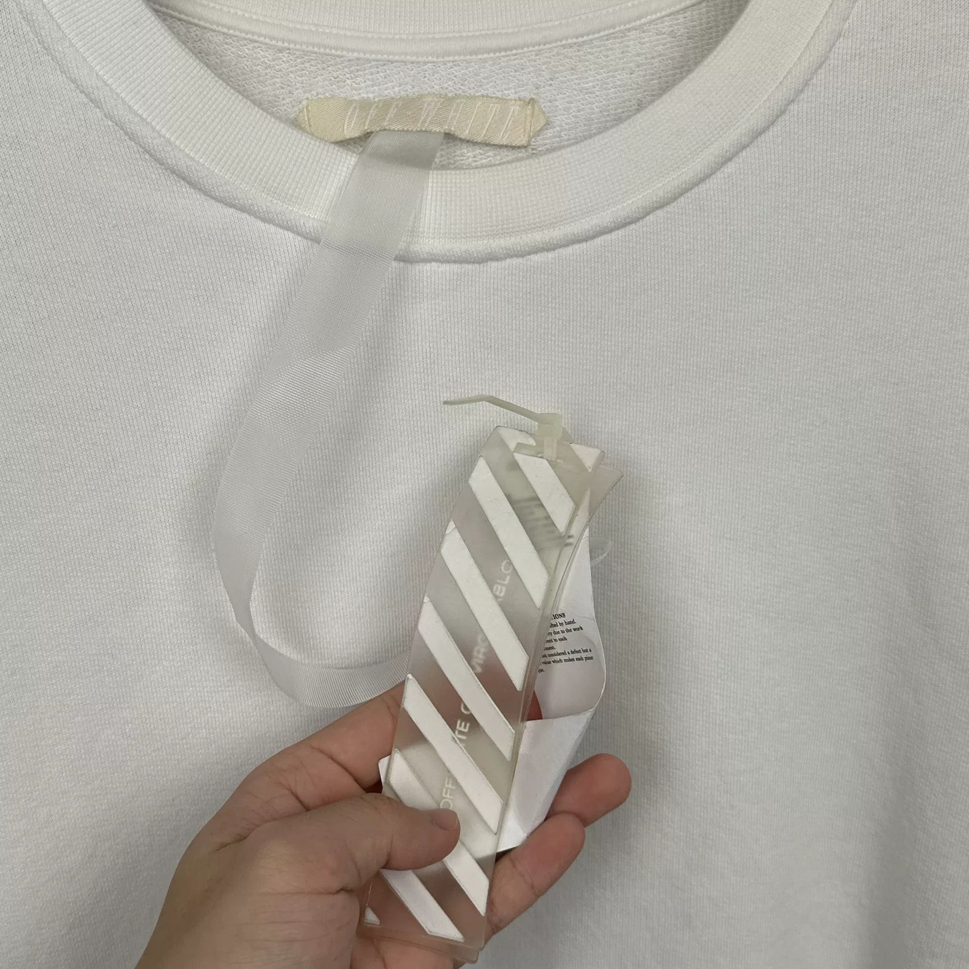 Off-White Off-White Spray Stripe Crewneck Sweatshirt Size S Size US S / EU 44-46 / 1 - 4 Thumbnail