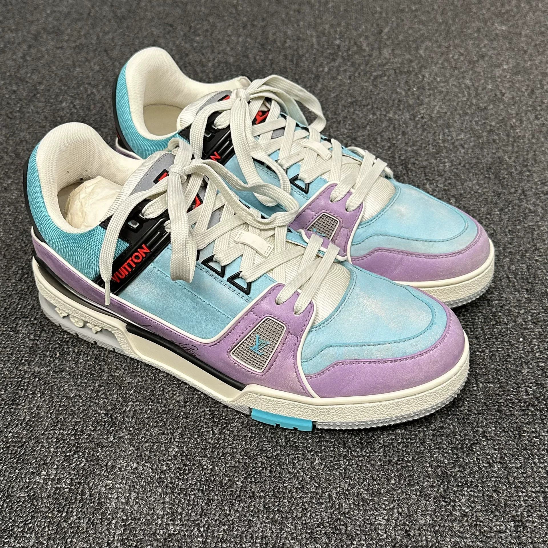 Louis Vuitton Louis Vuitton Colorblock LV Trainer Sneakers 41.5 Size US 8.5 / EU 41-42 - 2 Thumbnail